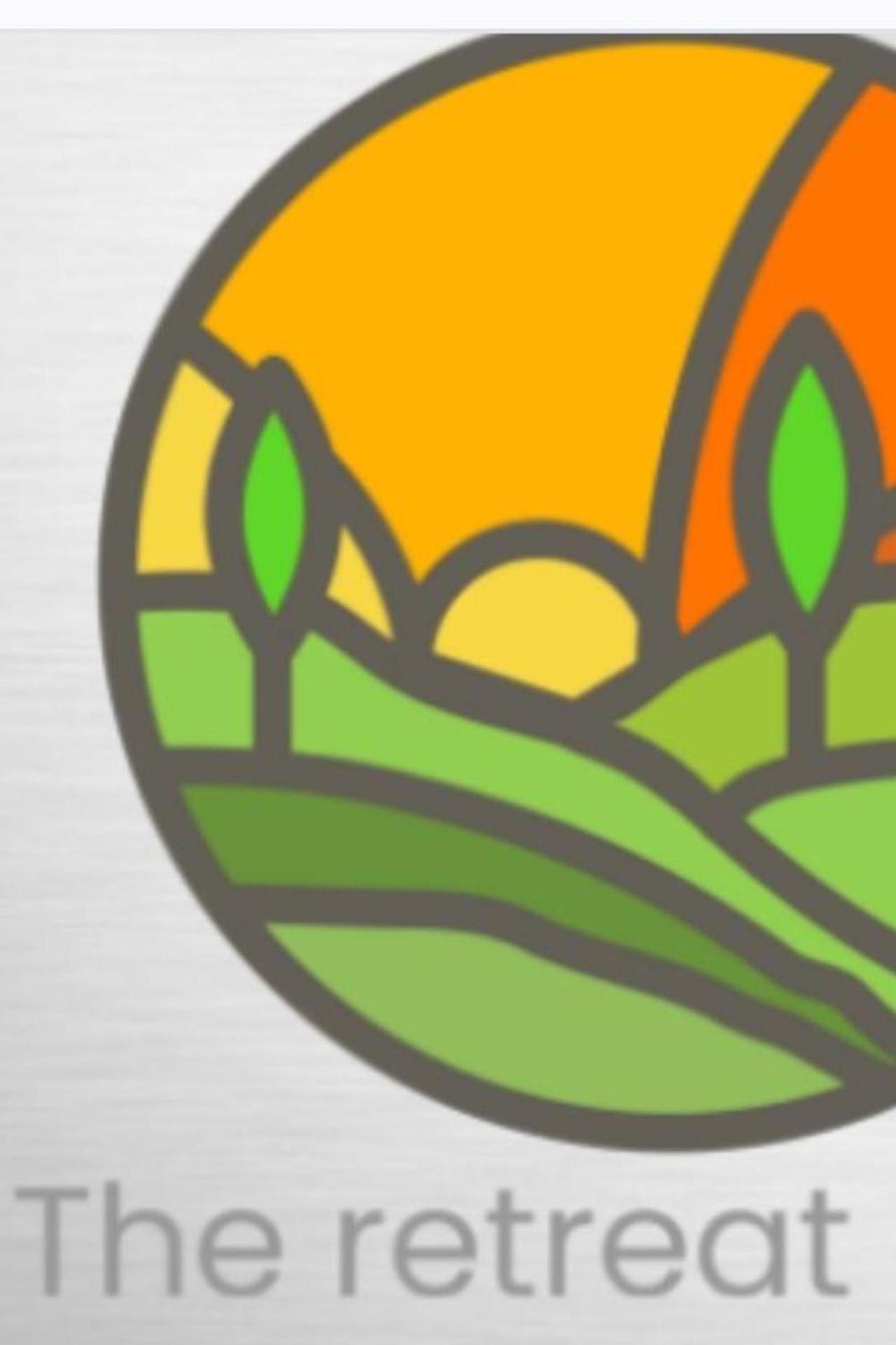 Cosy rustic cabin with hot tub and country views