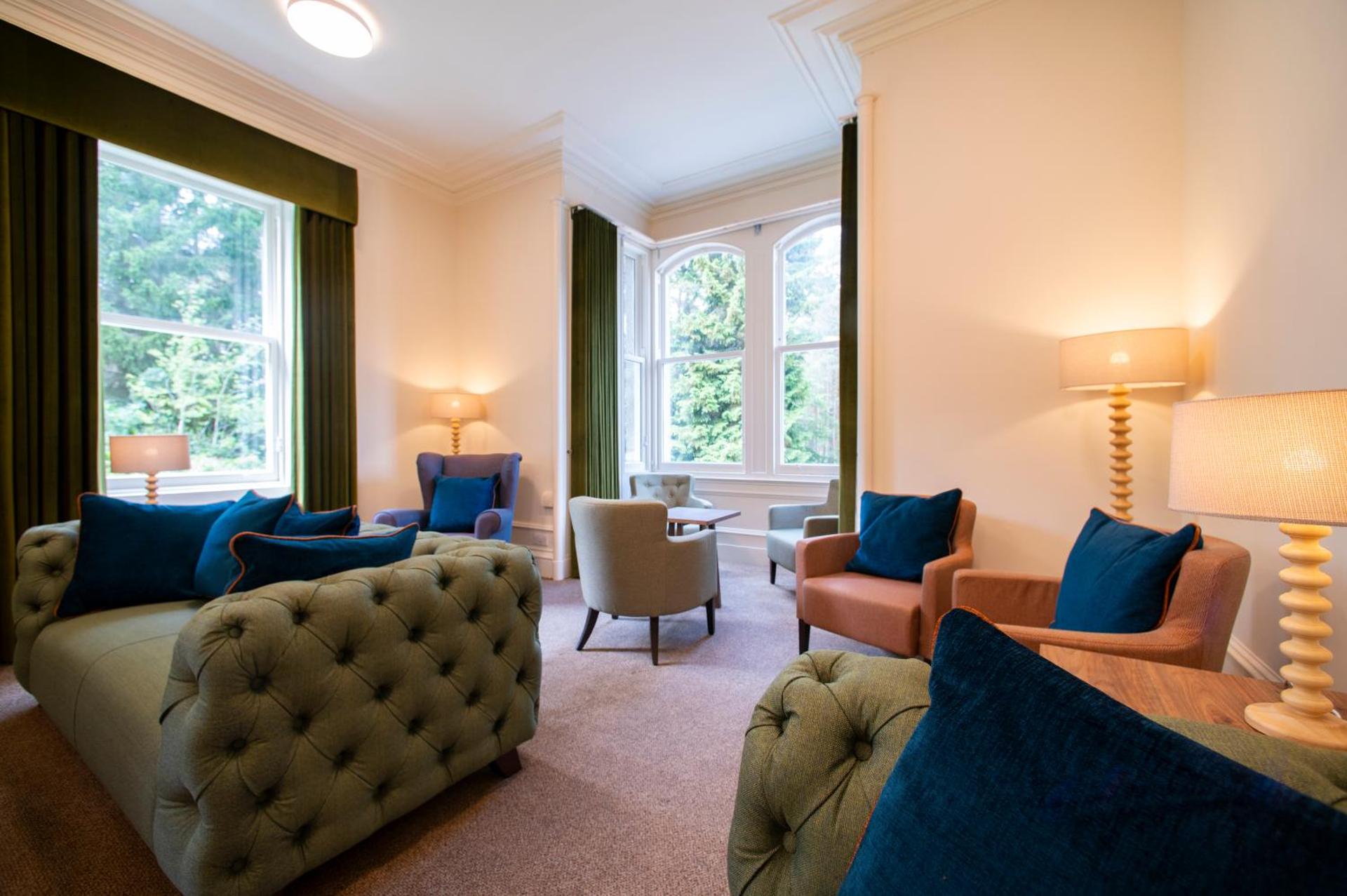 Communal lounge/ TV room