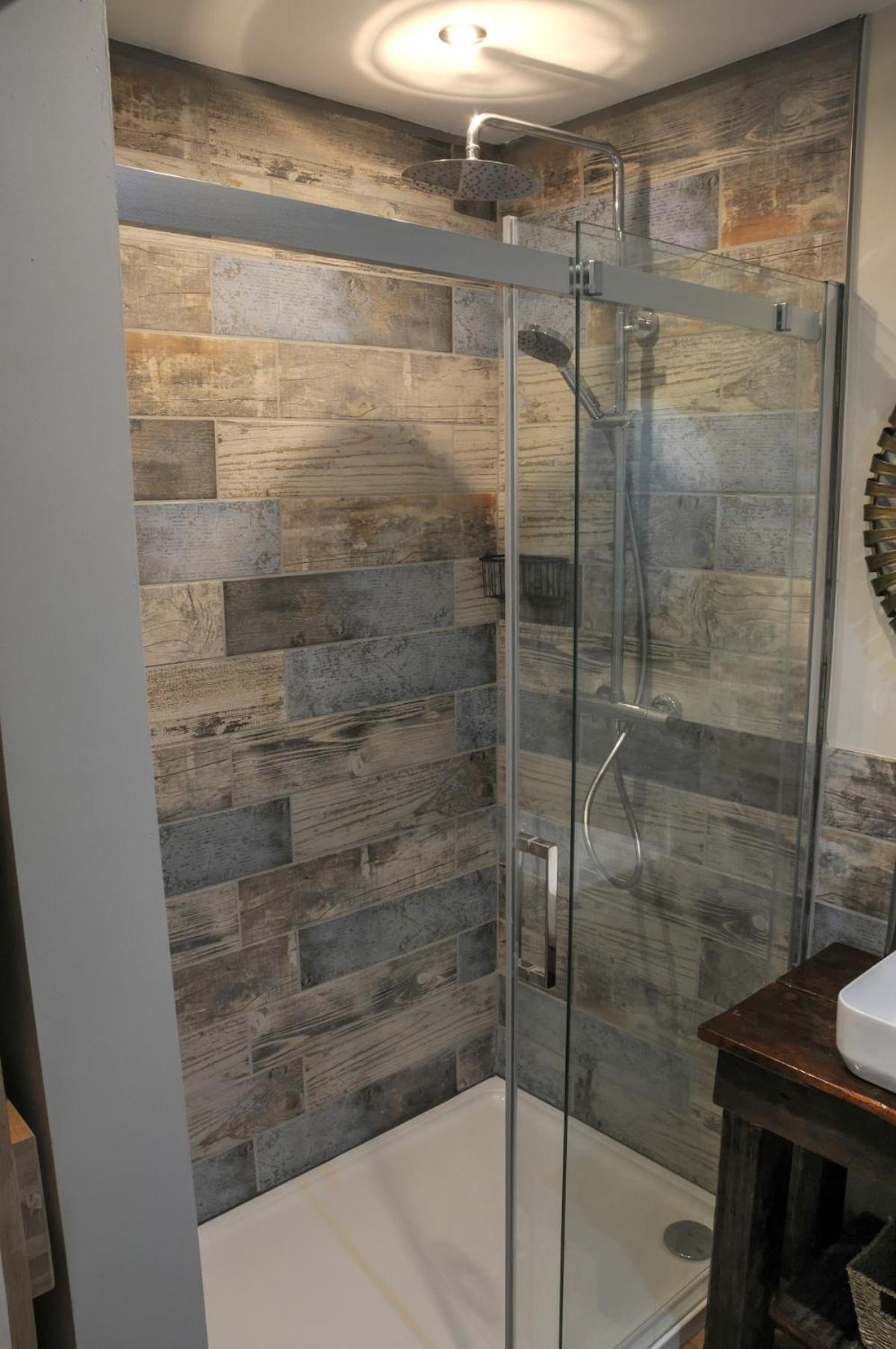 Luxury Suite - Samson in Beverley with patio and private parking