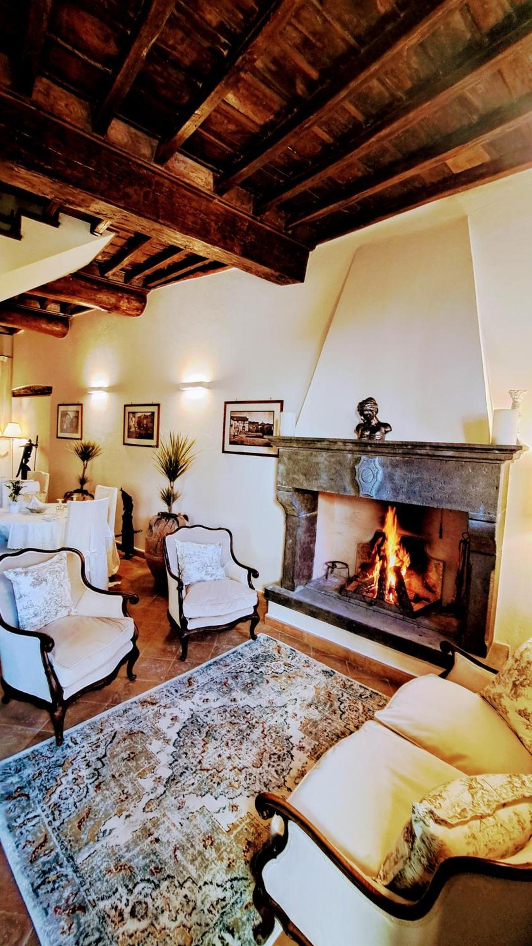 Communal lounge/ TV room