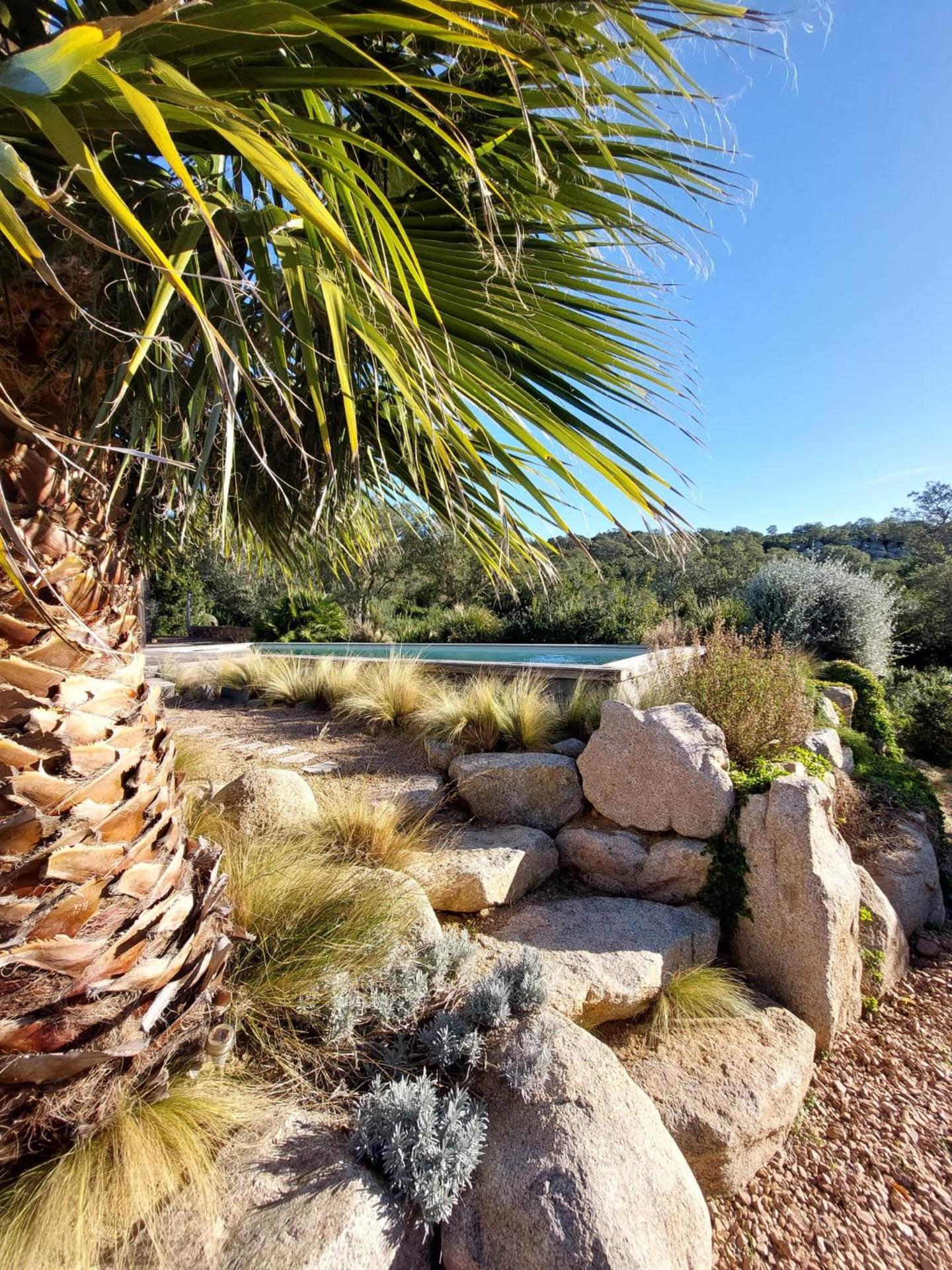 Rondinara Camara - Lecci Lodge