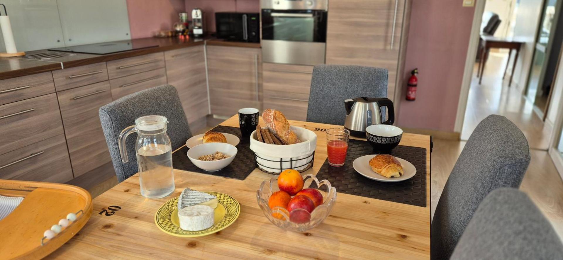 Coffee/tea facilities