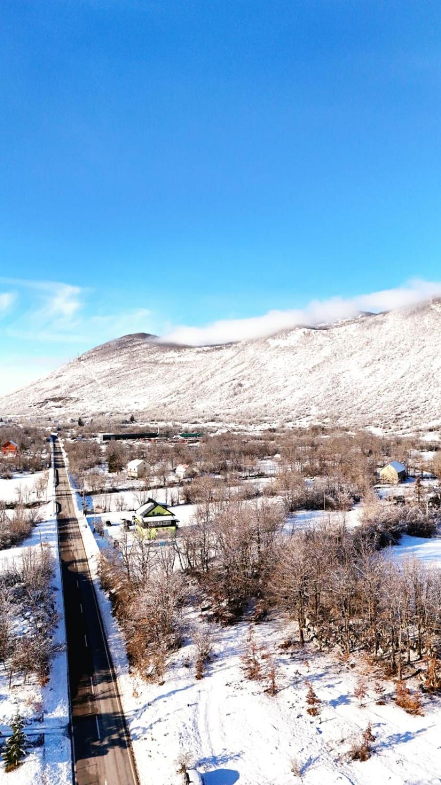 Lika Relax and Party House with sauna, jacuzzi and outdoor heated swimming pool