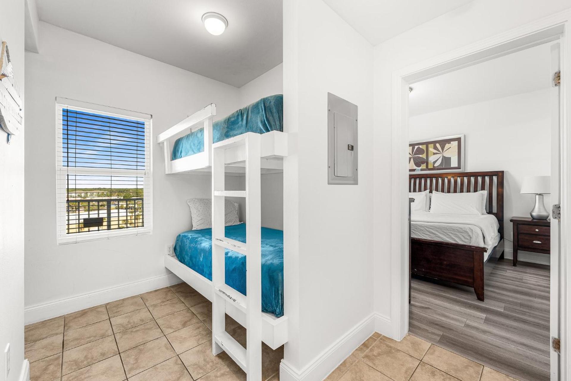 Amazing Beach Ocean View Condo! Free Beach ChairsService! Sleeps 8! by Dolce Vita Getaways PCB