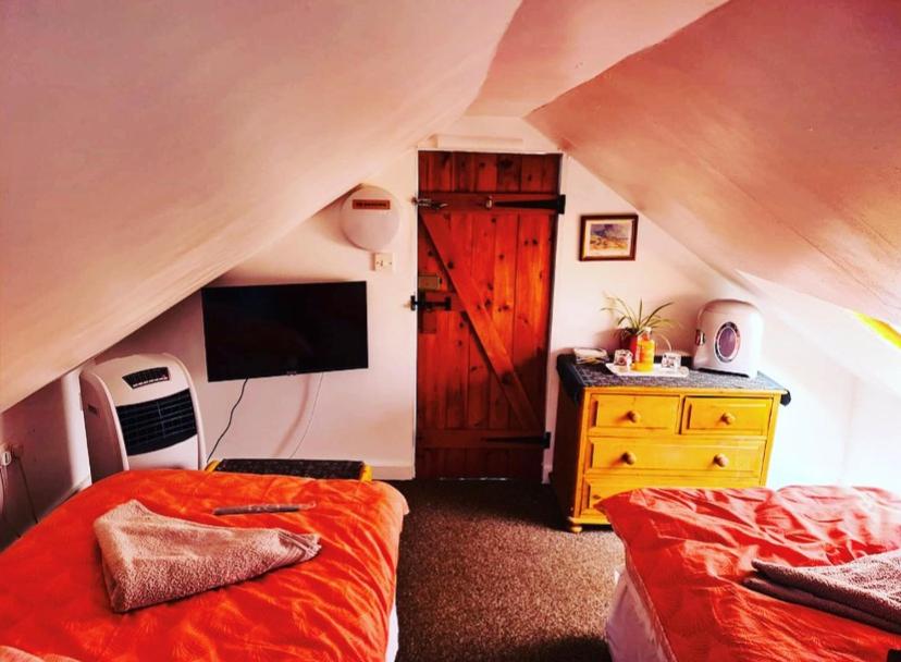 Hikers & Bikers Refuge