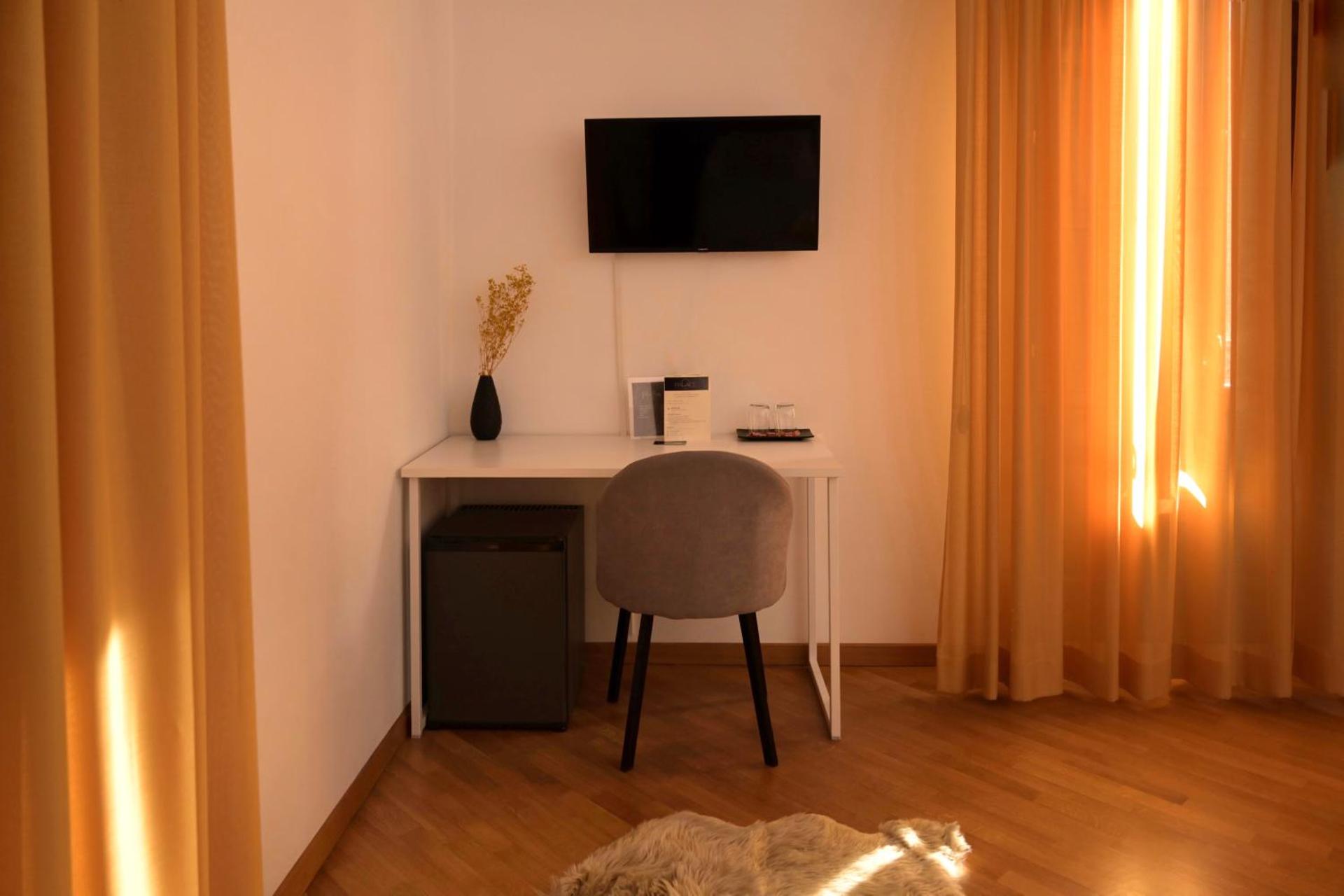 Palace Eight - Suites & Spa