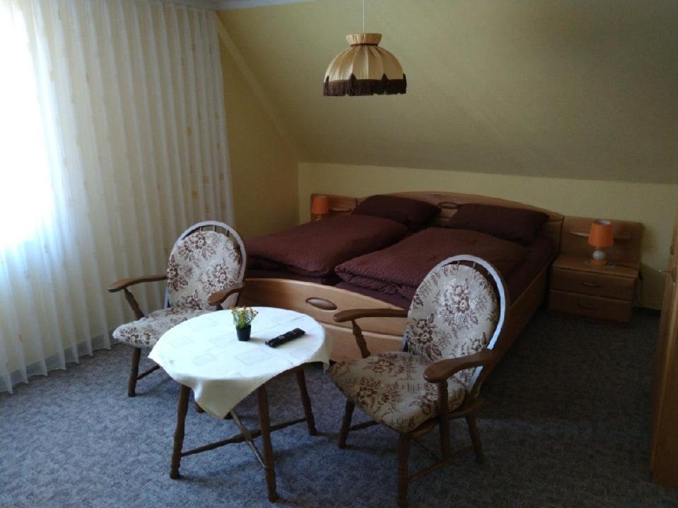 FeWo 12 45qm bis 3 Pers nahe Winterberg