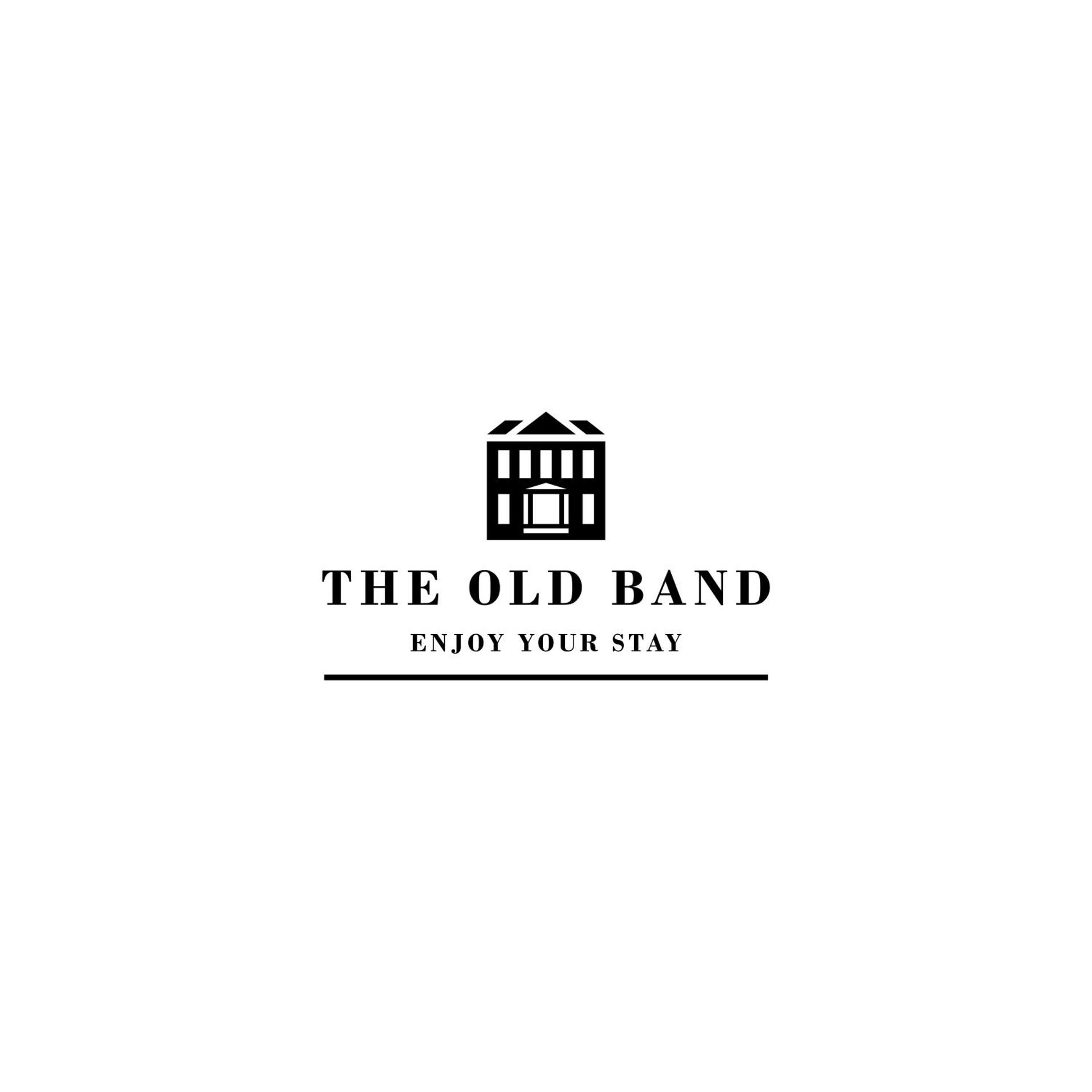 The Old Band Accommodation 1 kingsize bed and 1 Sofa Bed available