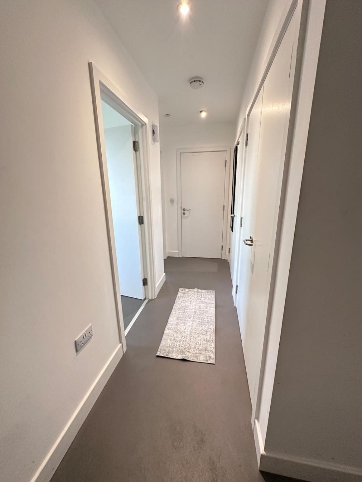 Beautiful 1 Bd Top floor Terraced Apartment