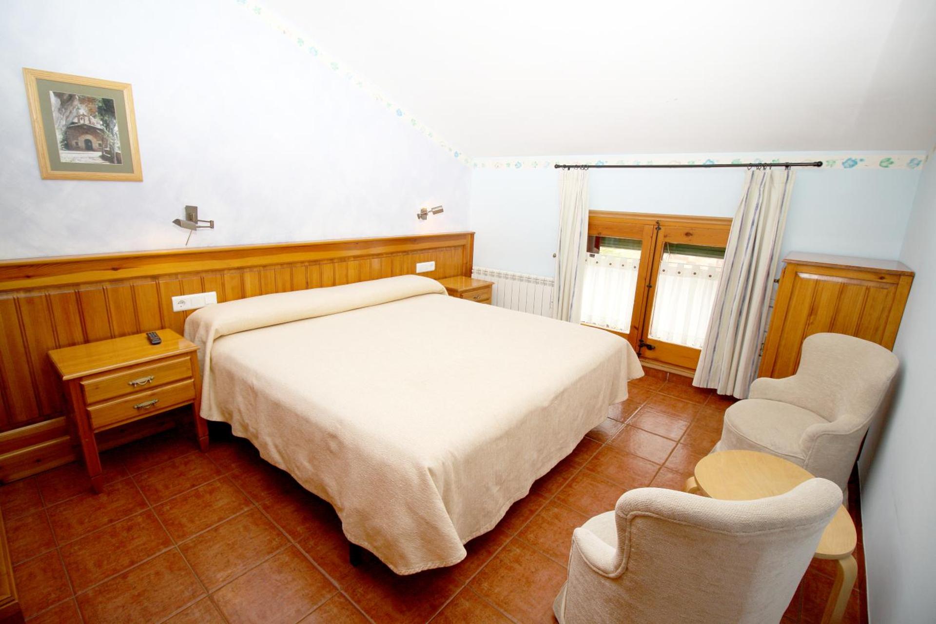 EVA & TRAVEL - Hotel LA BOTIGA