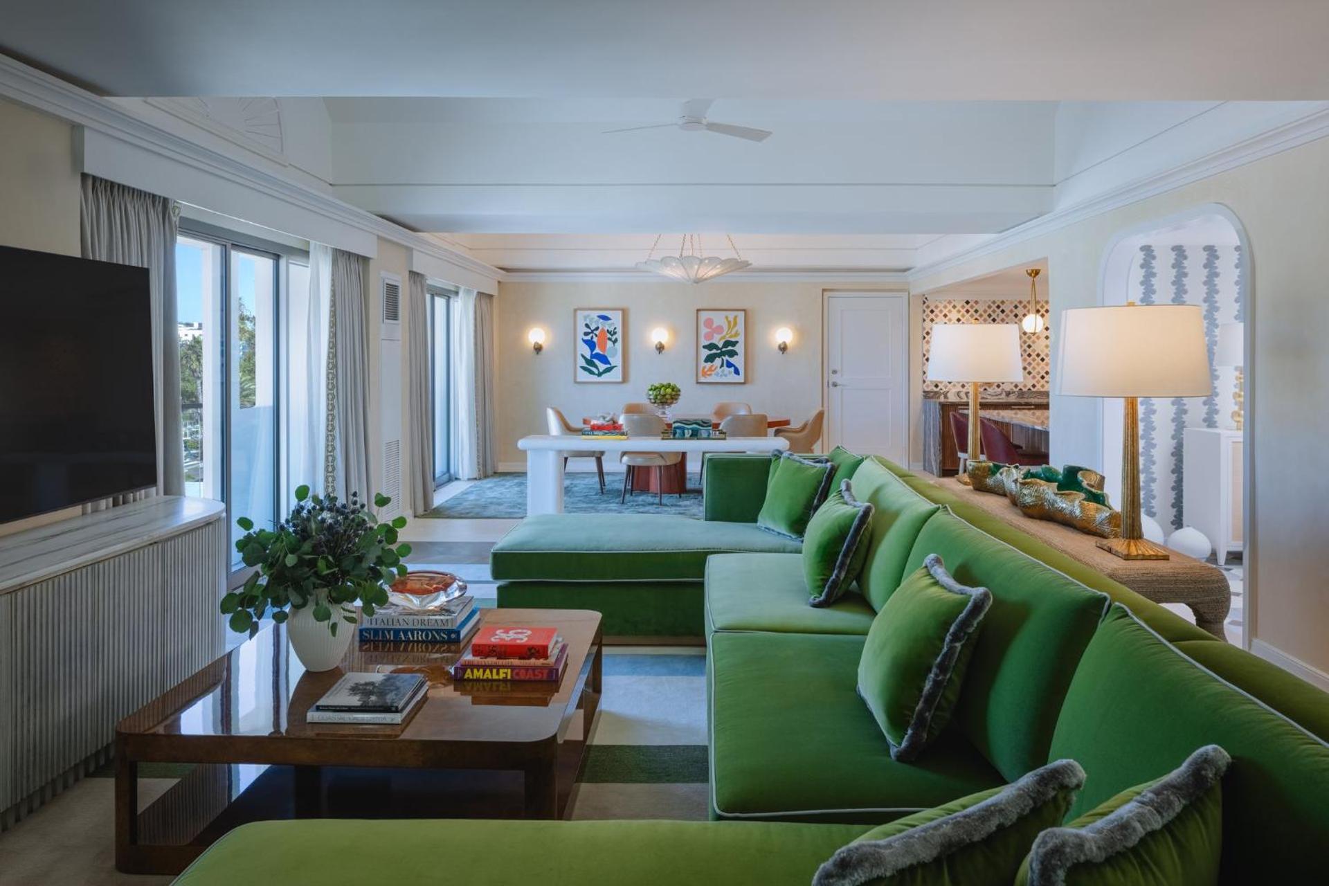 Photo of the whole room