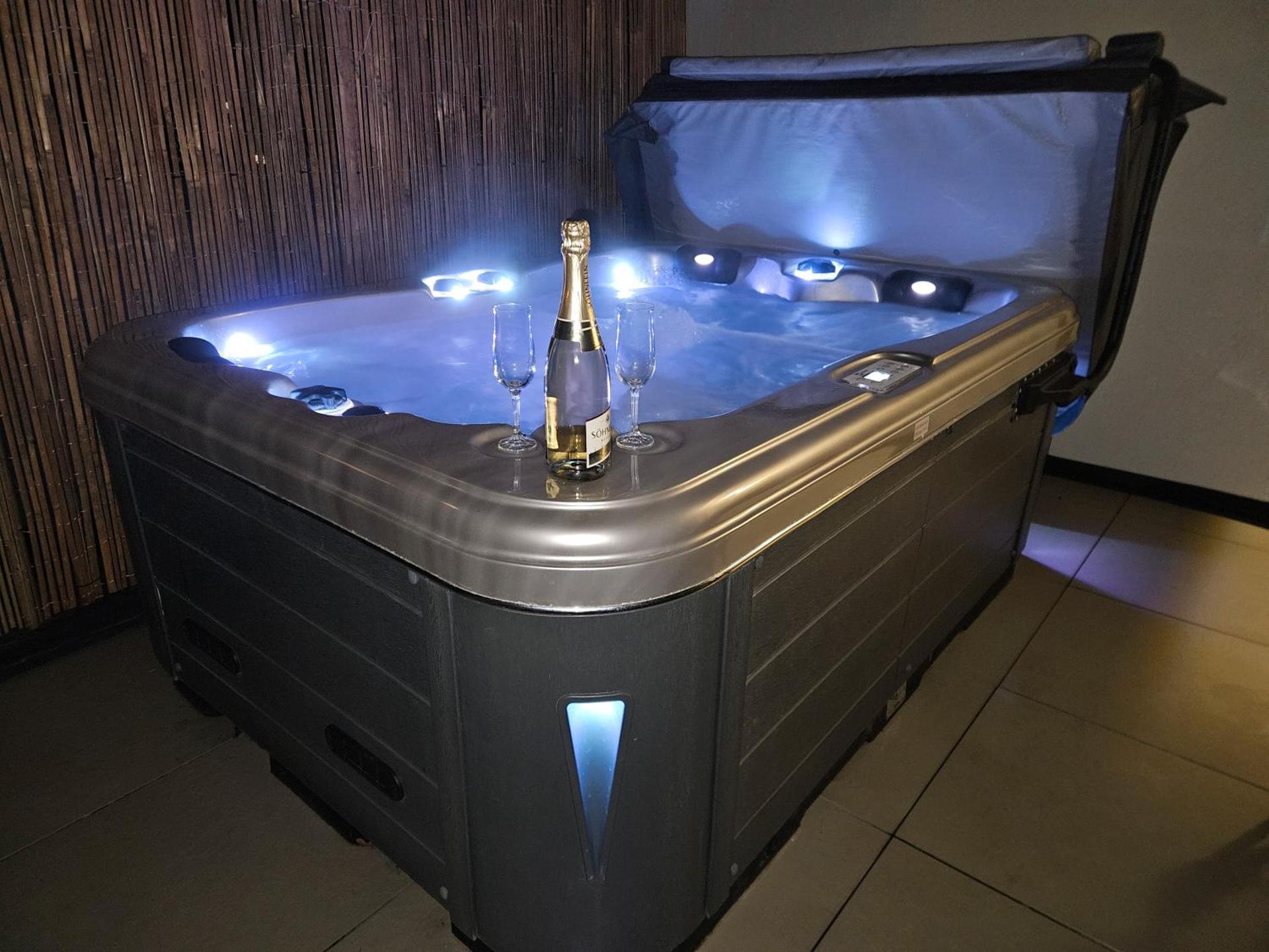 Apartment mit Jacuzzi Enschede 10km