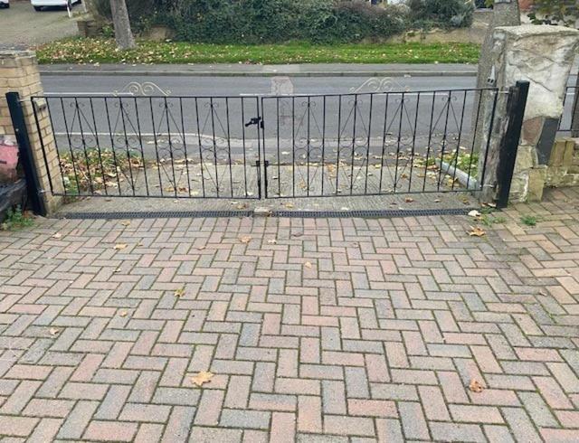 Two Bedrooms Bungalow Garden Lodge