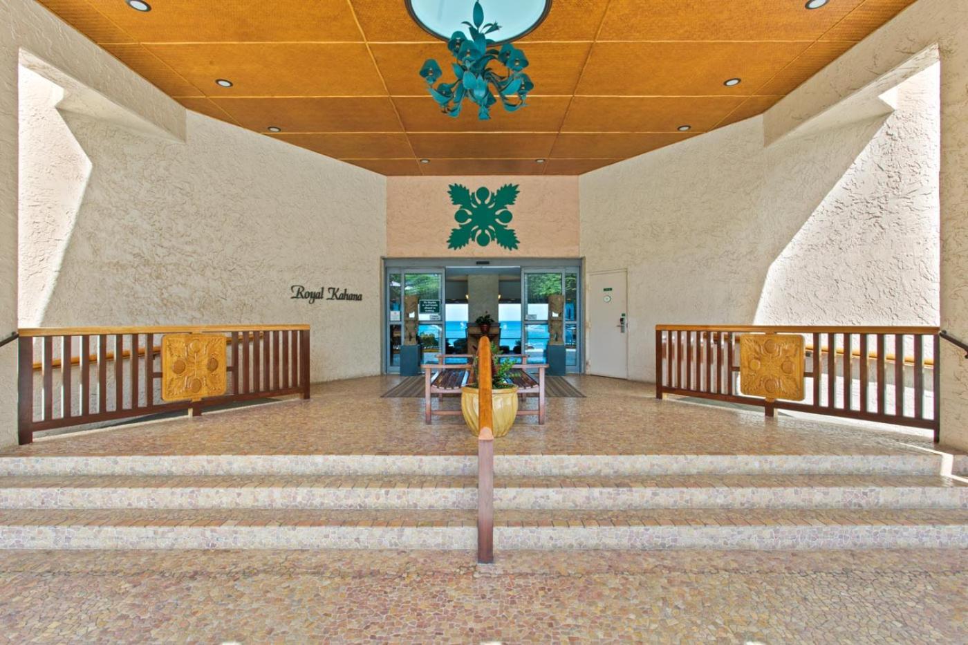 Royal Kahana Maui by OUTRIGGER