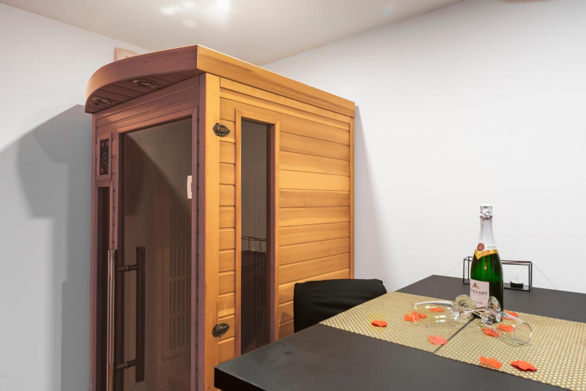 LE COCON- Jacuzzi & Sauna privés By SweetDreams