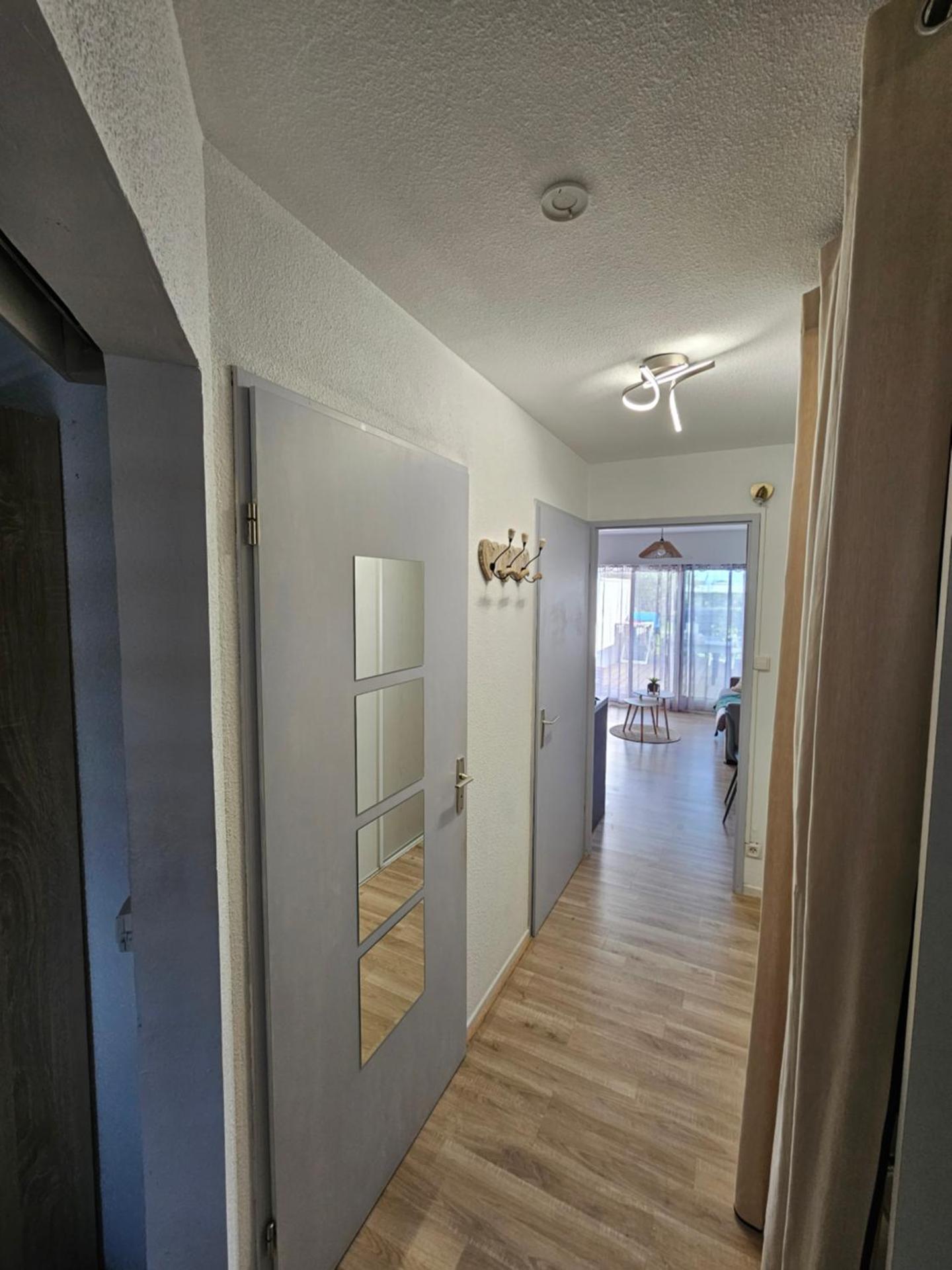 LE COSY VERDE Résidence Les Goélettes Appartement avec terrasse - Clim - Wifi - parking - Piscine - Front de mer - 2 Vélos à disposition