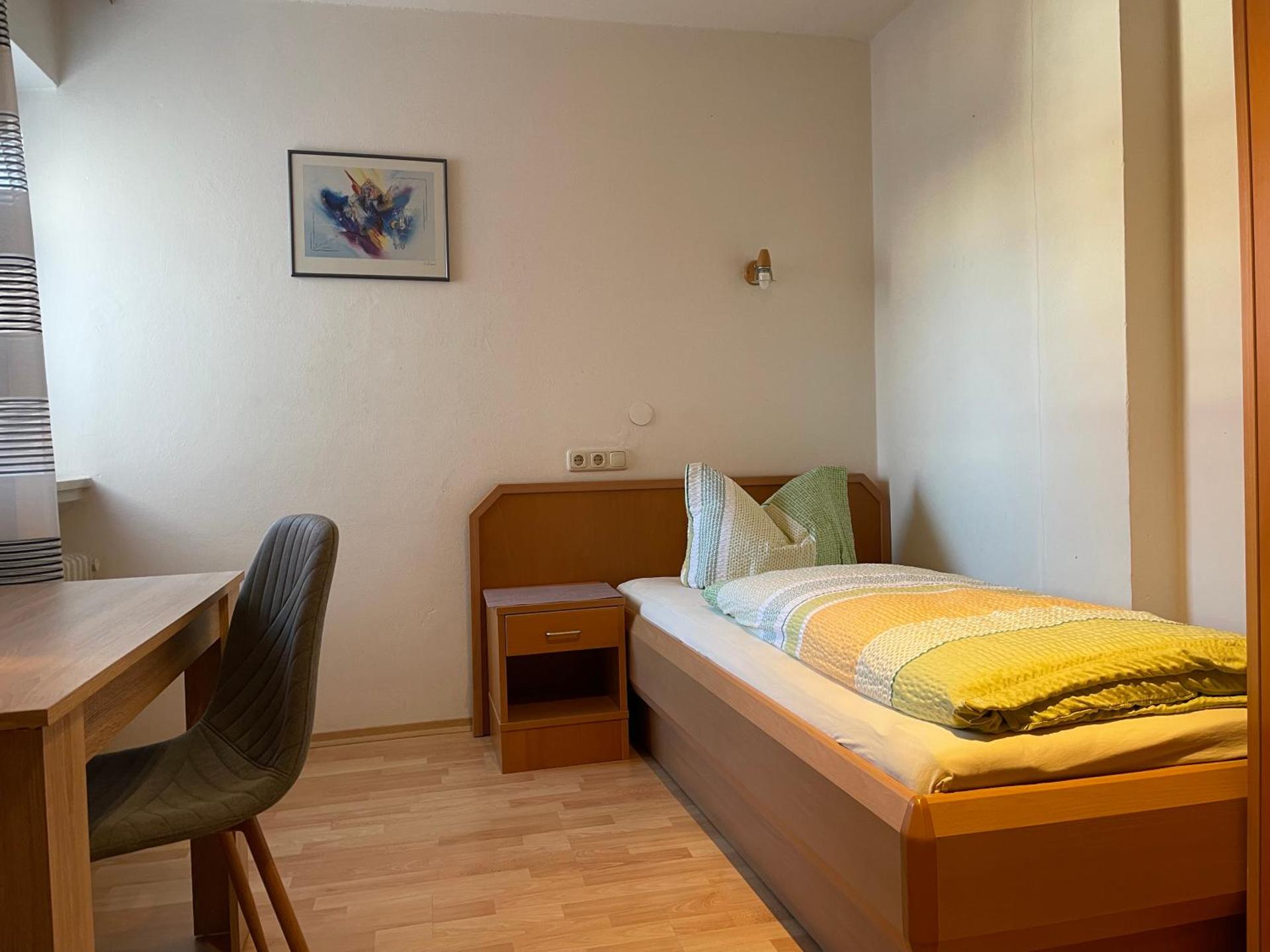 Pension Eichschmid / Röll´n Biergarten