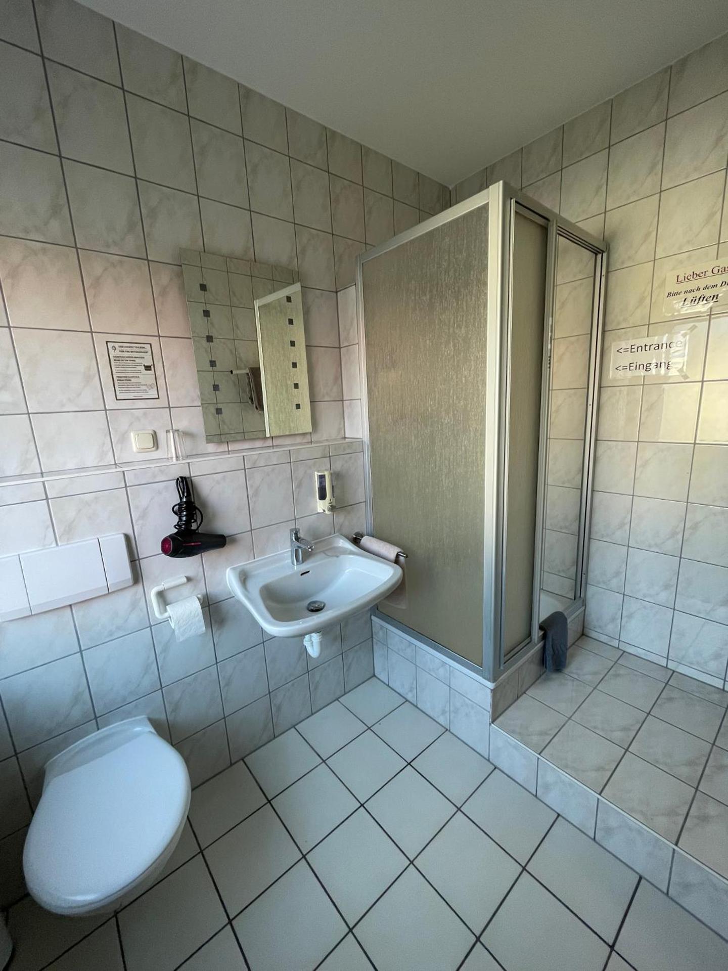 Pension Eichschmid / Röll´n Biergarten