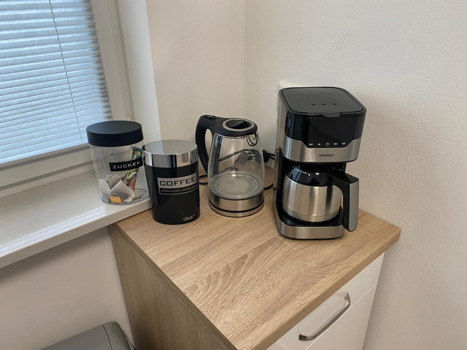 Coffee/tea facilities