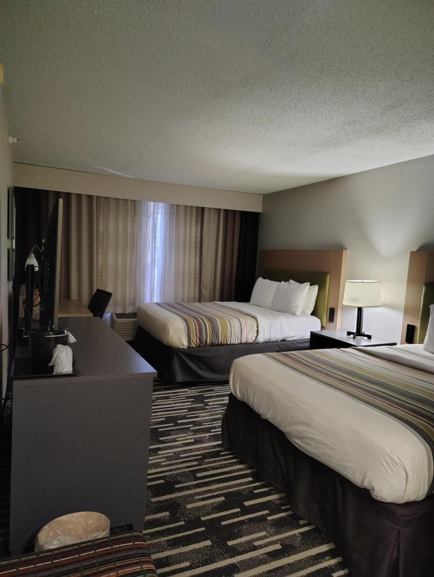 Country Inn & Suites by Radisson, Indianapolis South, IN