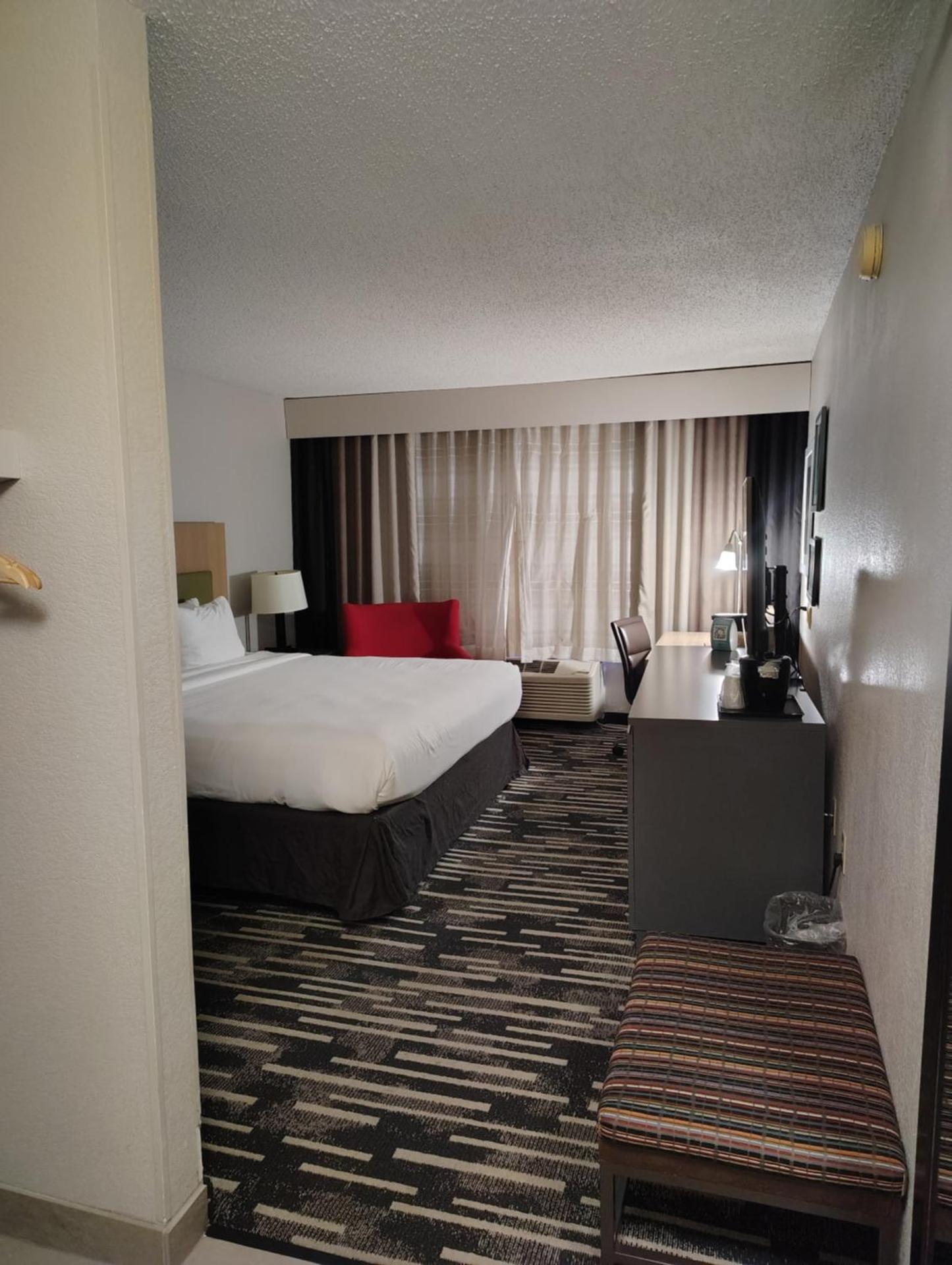 Country Inn & Suites by Radisson, Indianapolis South, IN