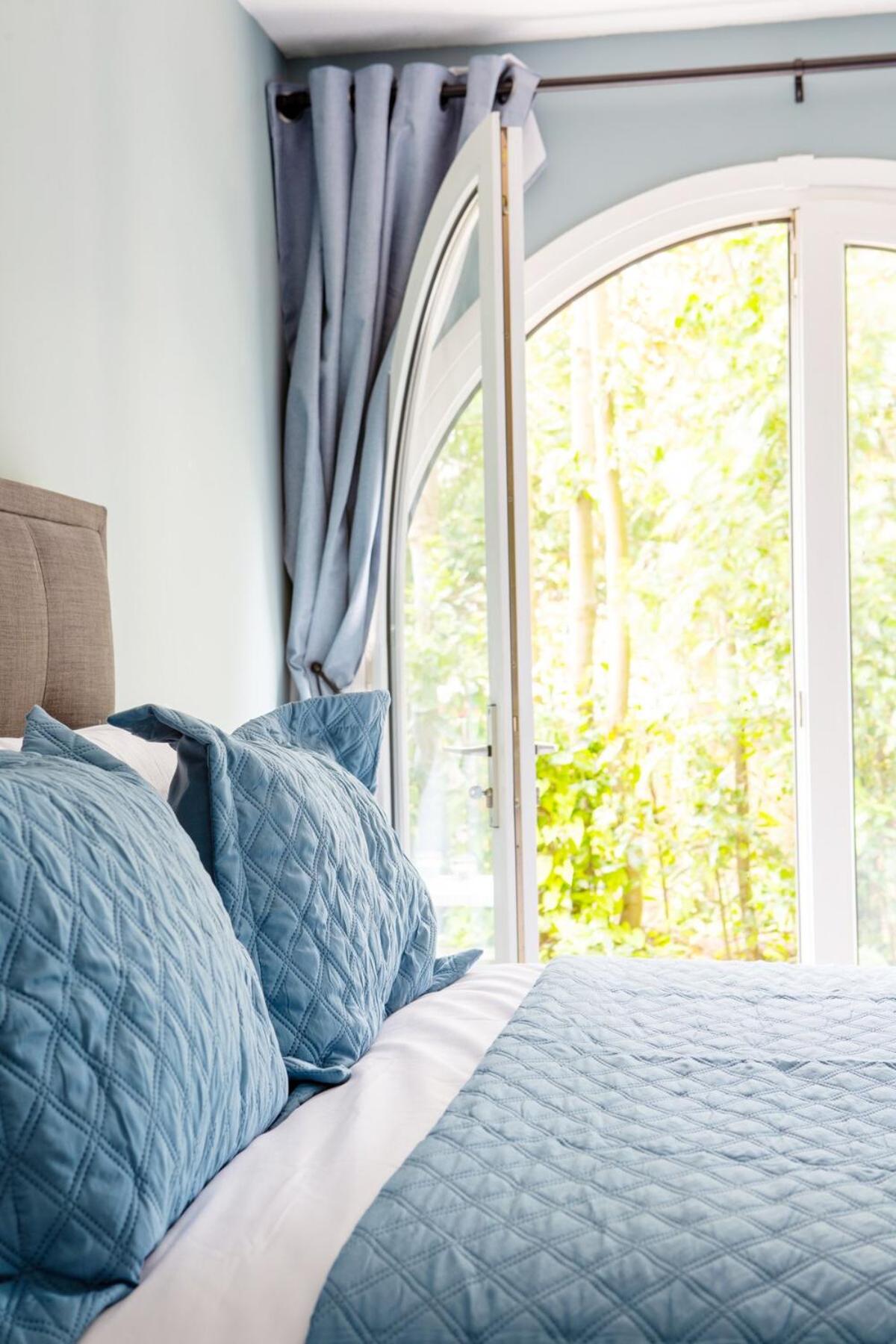 Charming Guest House in Amazing Exeter Location