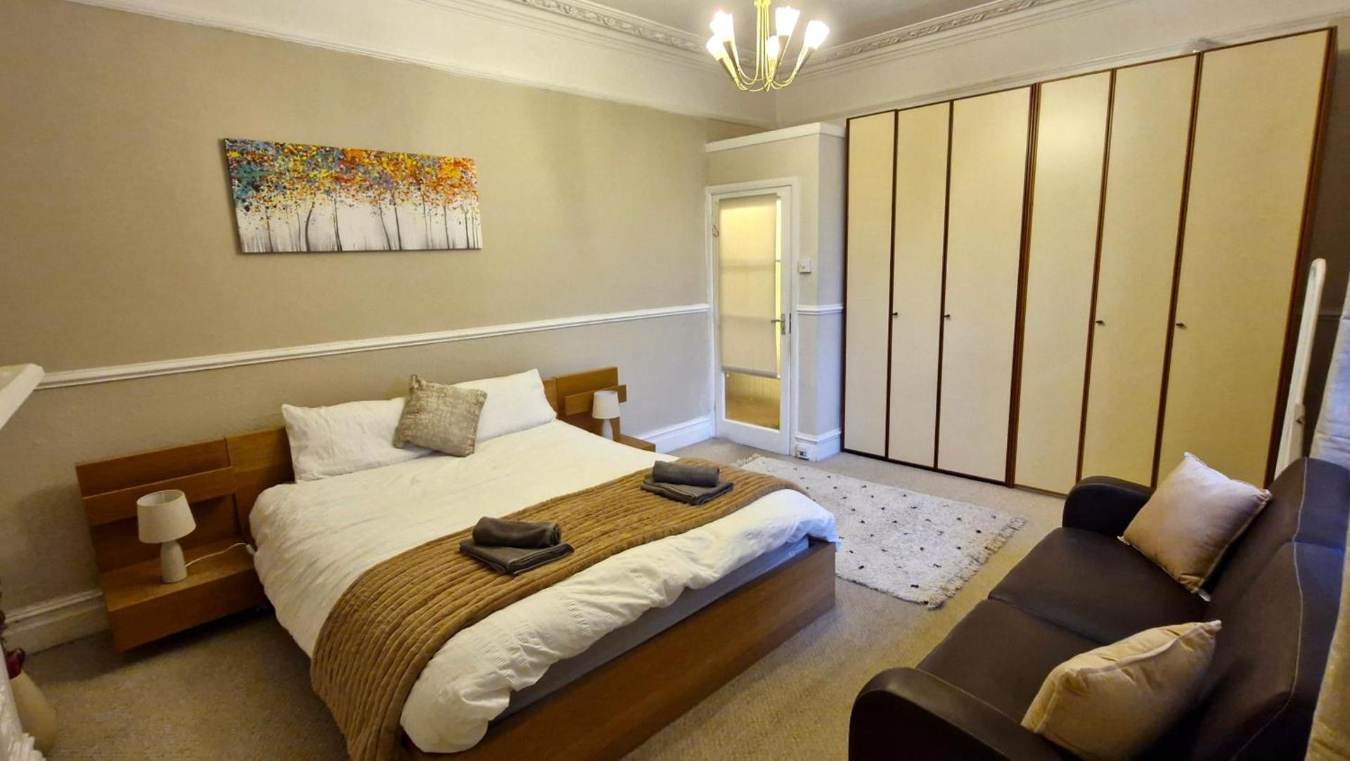 Charming Flat in Wimbledon