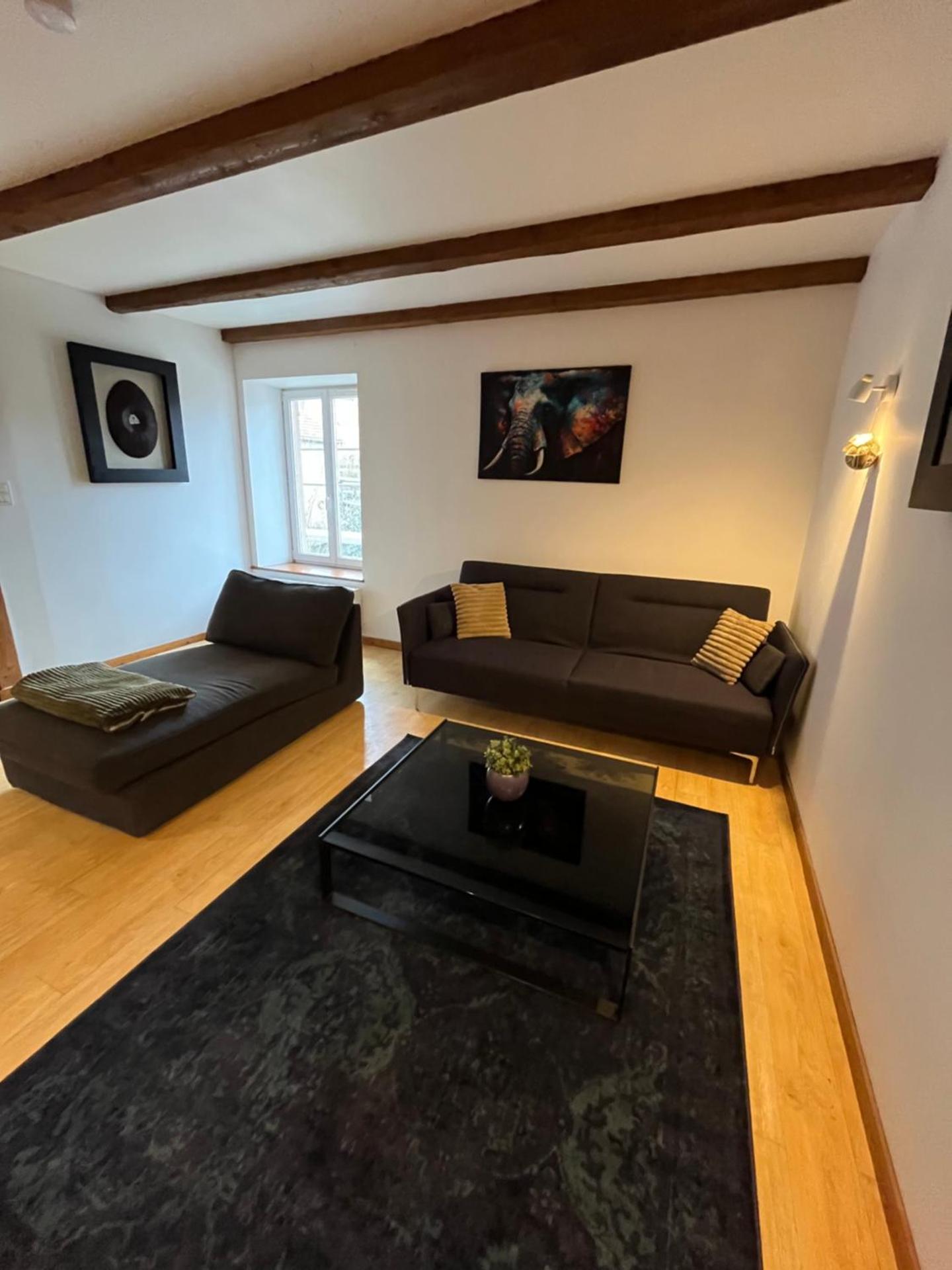 Joli appartement situé à saales