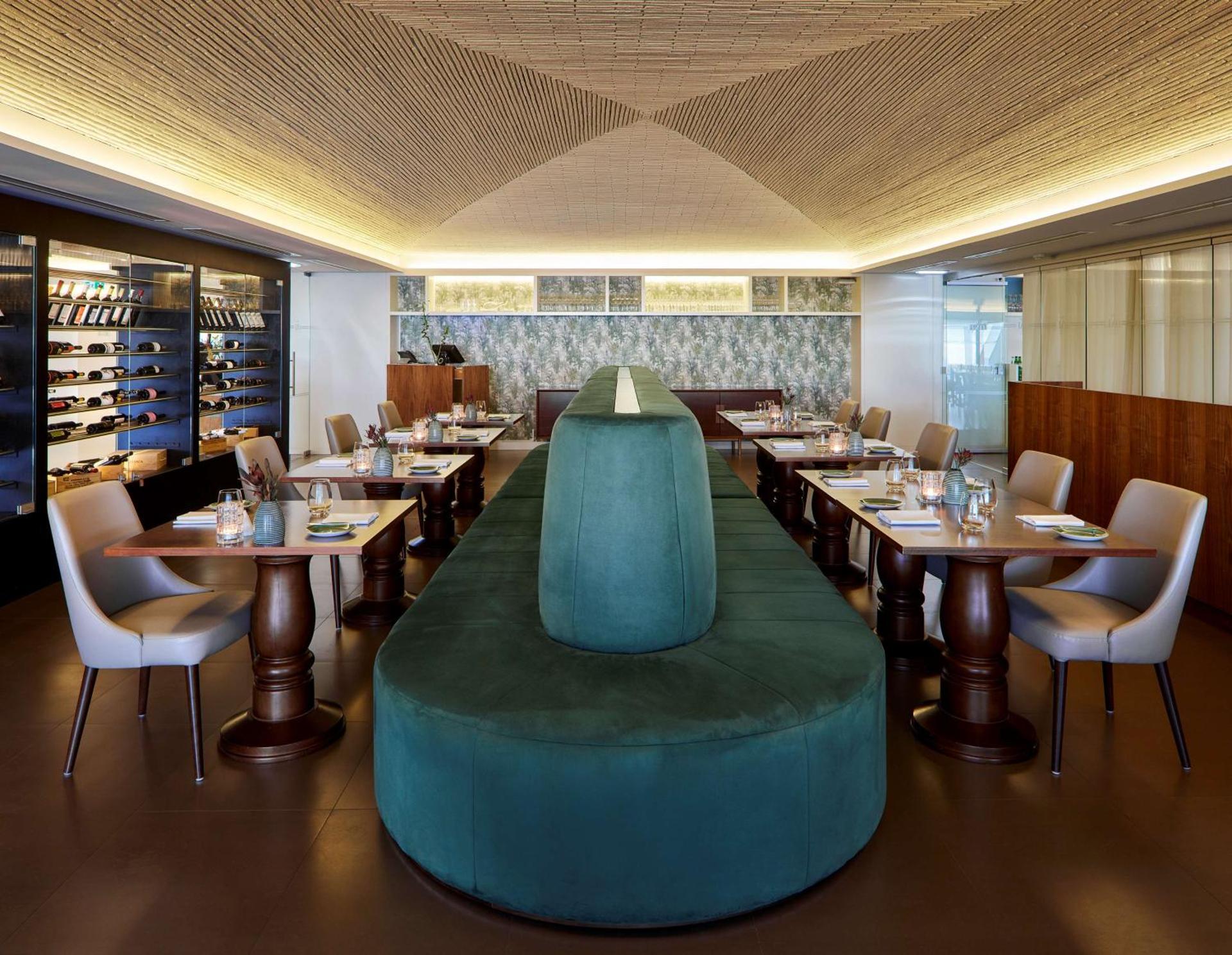 Meeting/conference room