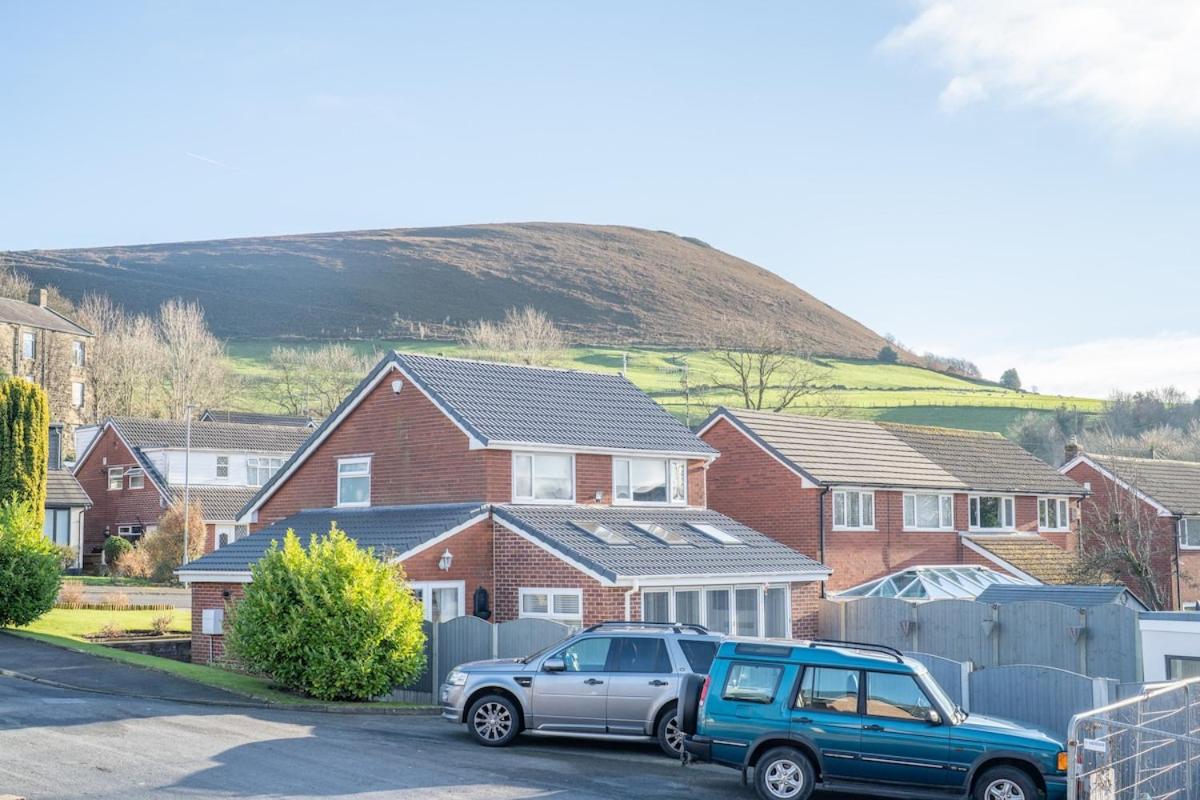 The Show Home - Grange Meadows 7 Adults 2 Kids