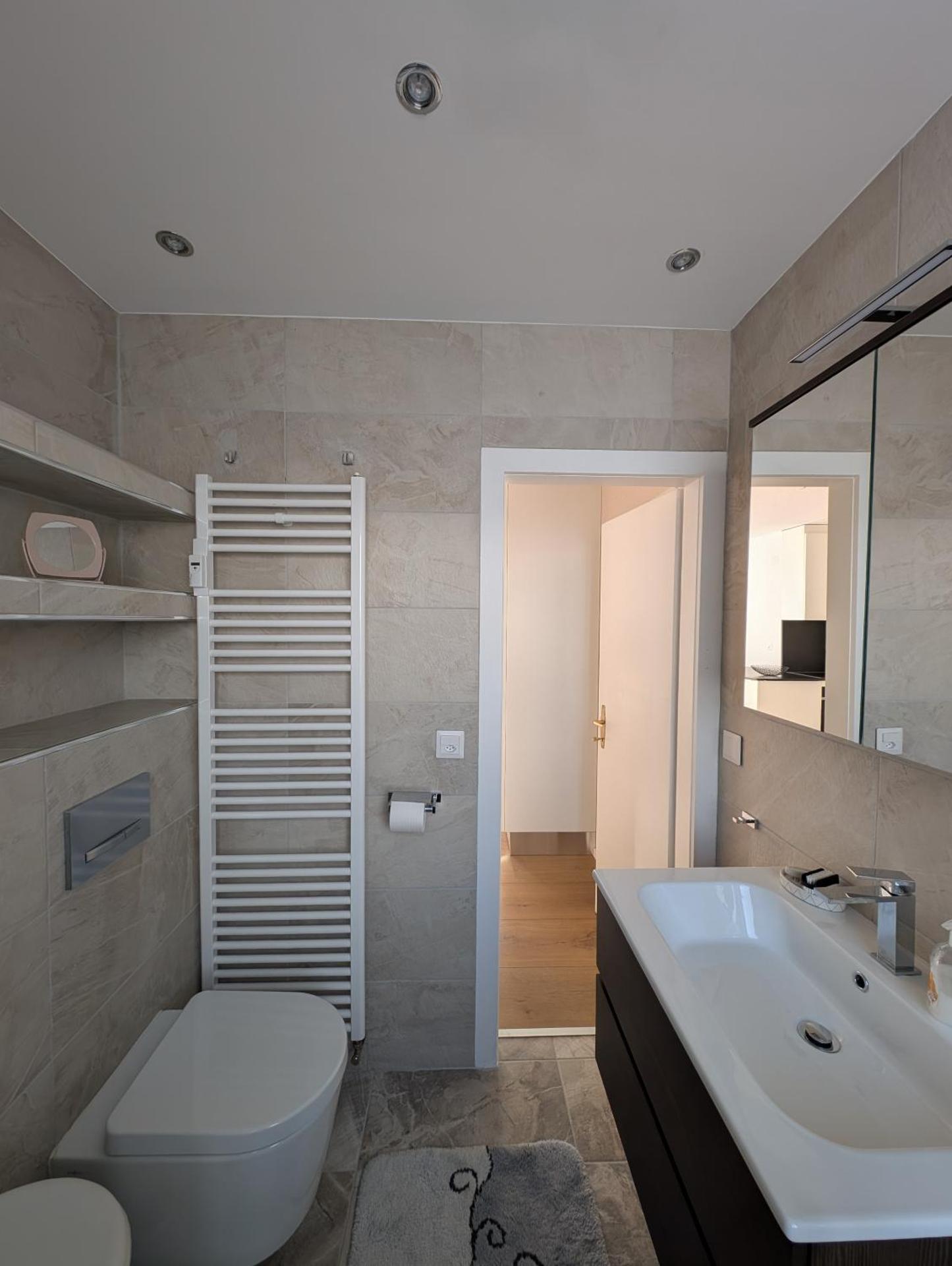 Apartment with Terrace