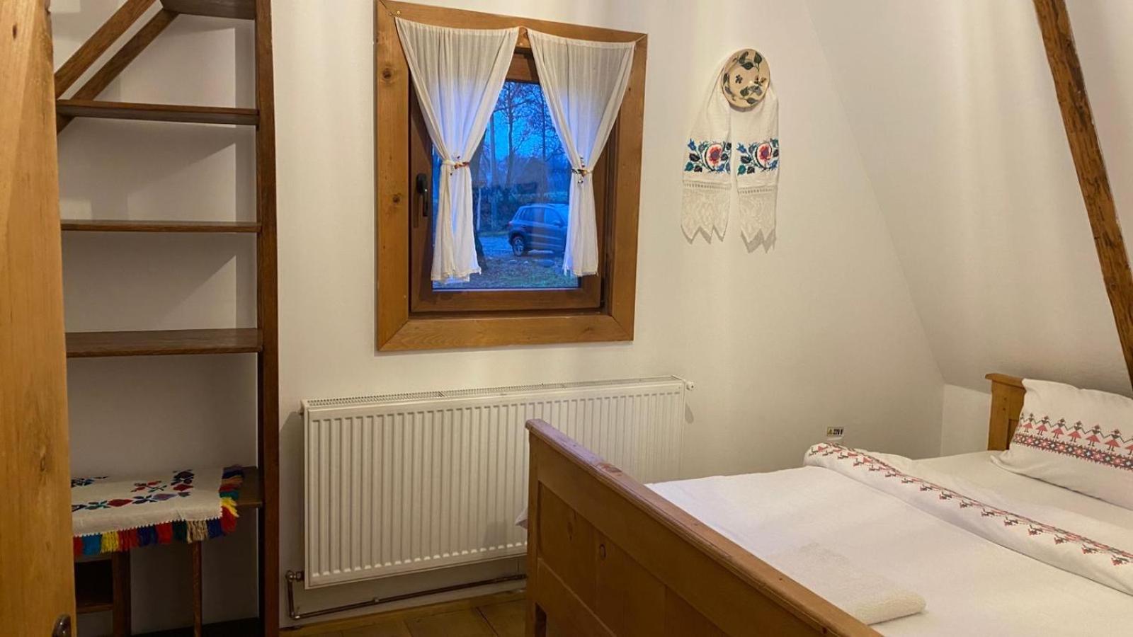 Poiana Creasta Cocosului-Casa Papadie