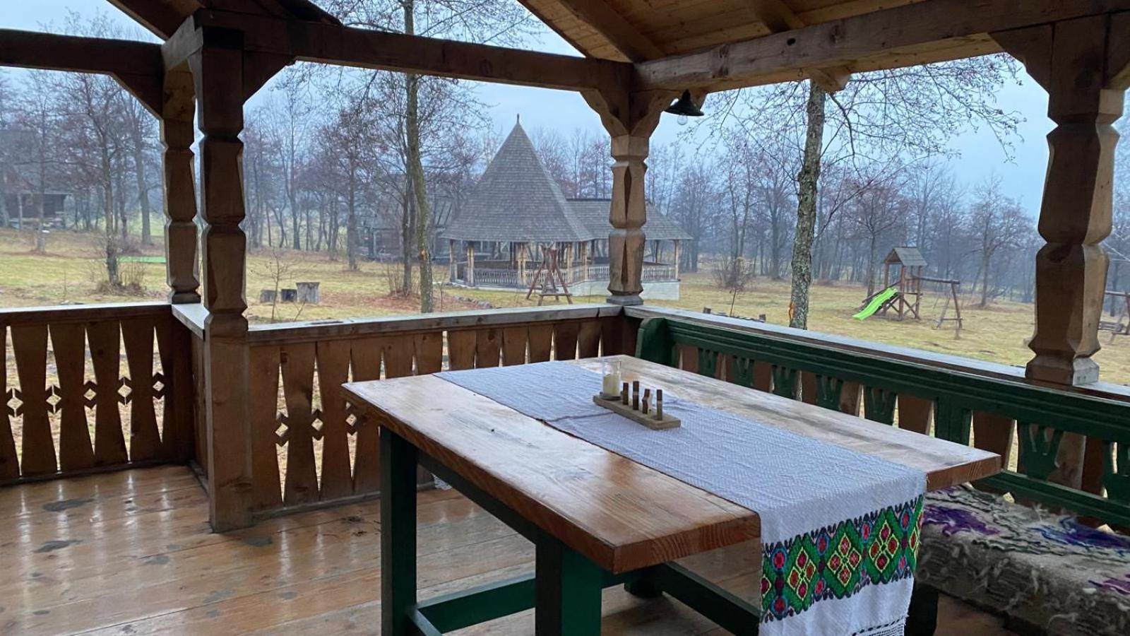 Poiana Creasta Cocosului-Casa Papadie