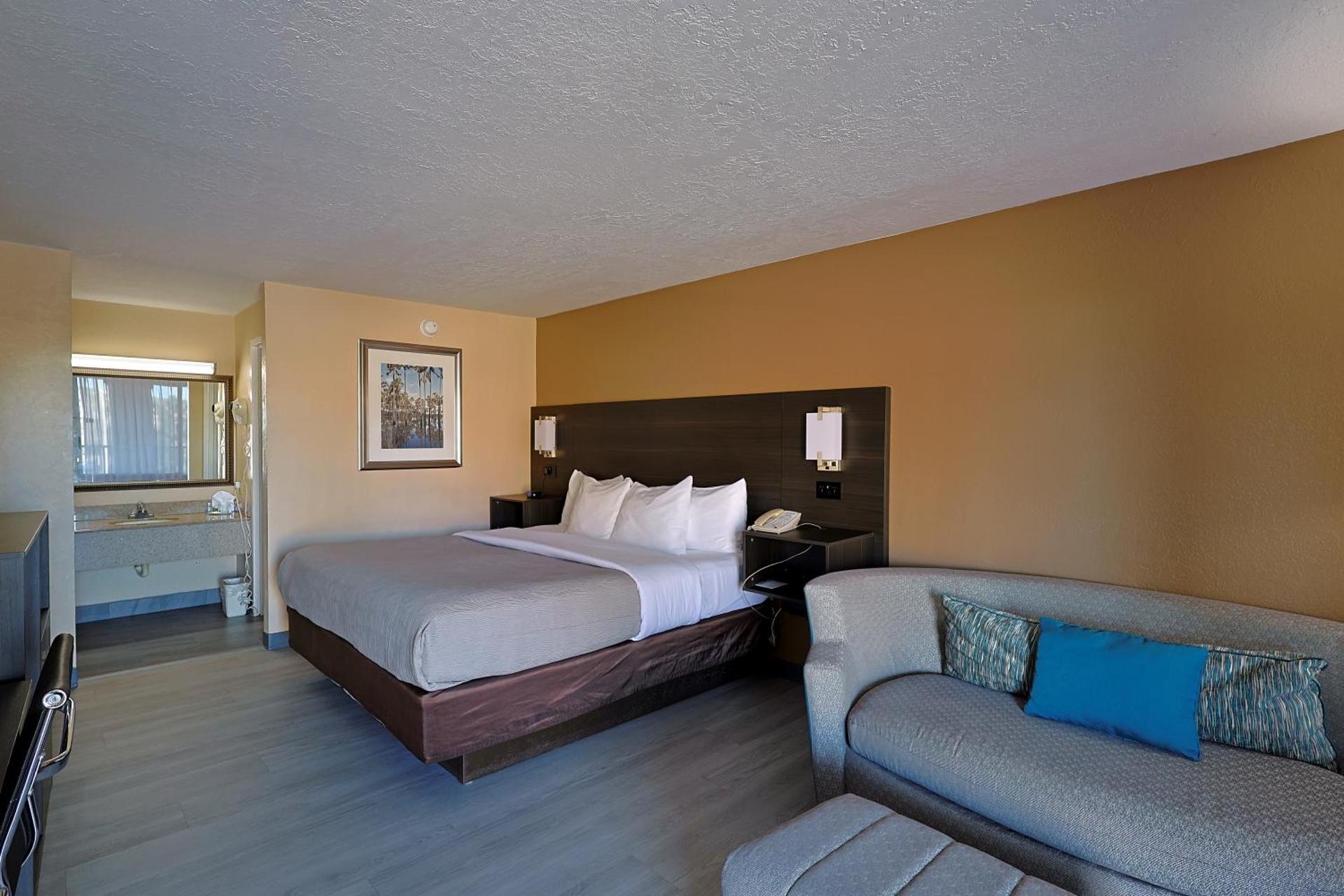 King Room - Non-Smoking