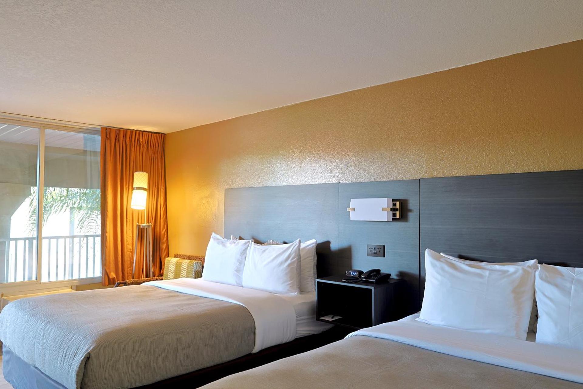 Queen Room with Two Queen Beds - Non-Smoking