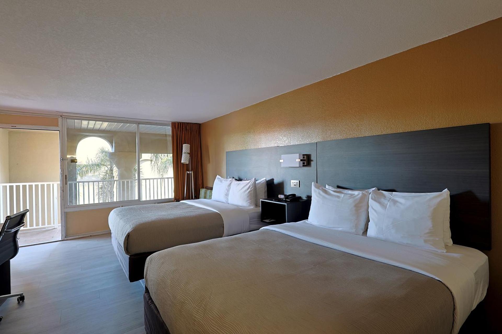 Queen Room with Two Queen Beds - Non-Smoking