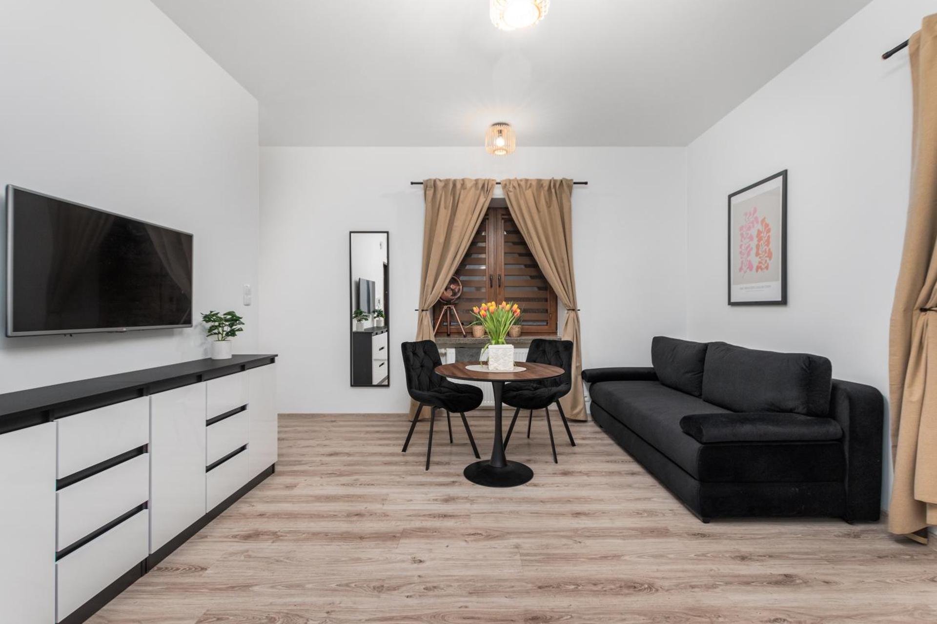 Coco Premium Warszawa Radość