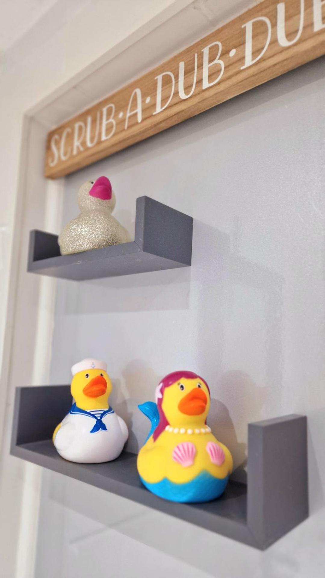 3 Bed House Stunning Views And Free Parking