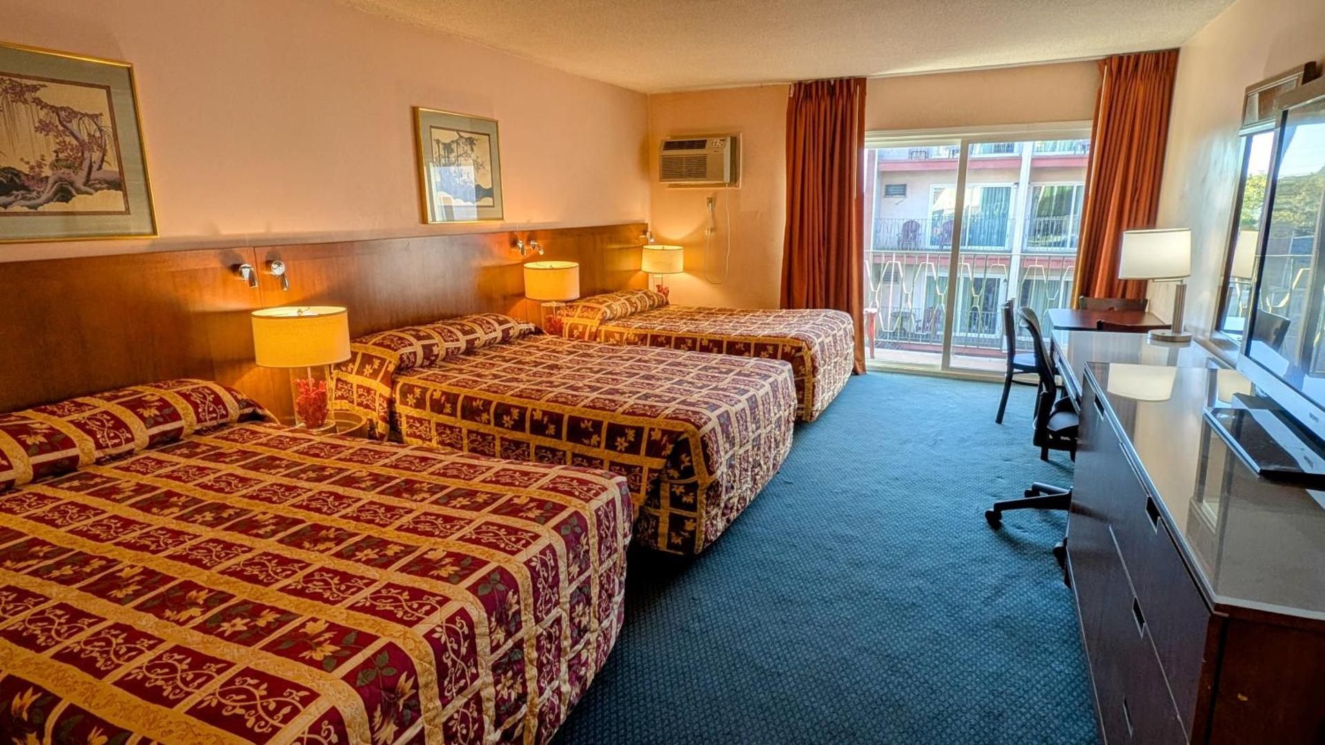 Royal Century Hotel at LAX