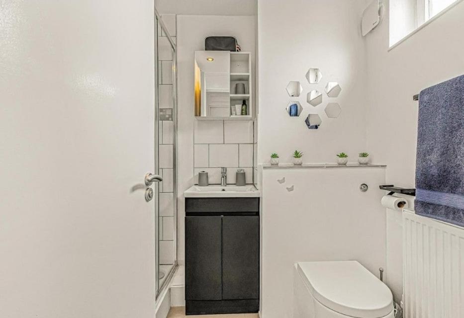 Amazing Marina-Overlooking 1Bed