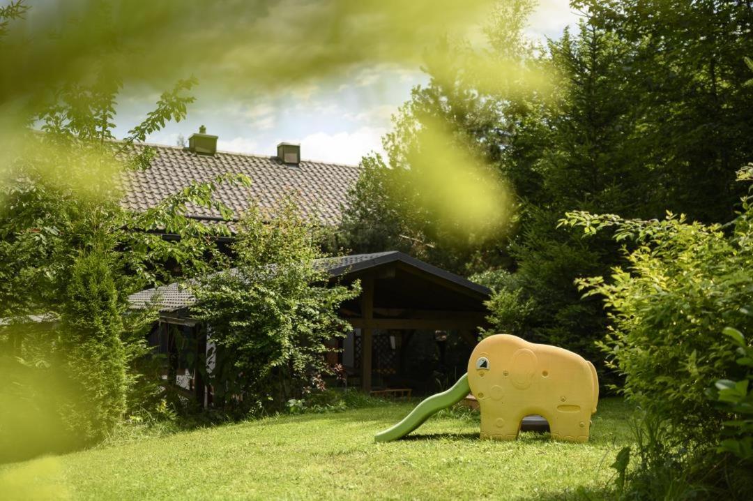 Jägerlodge am Waldrand in Grainau