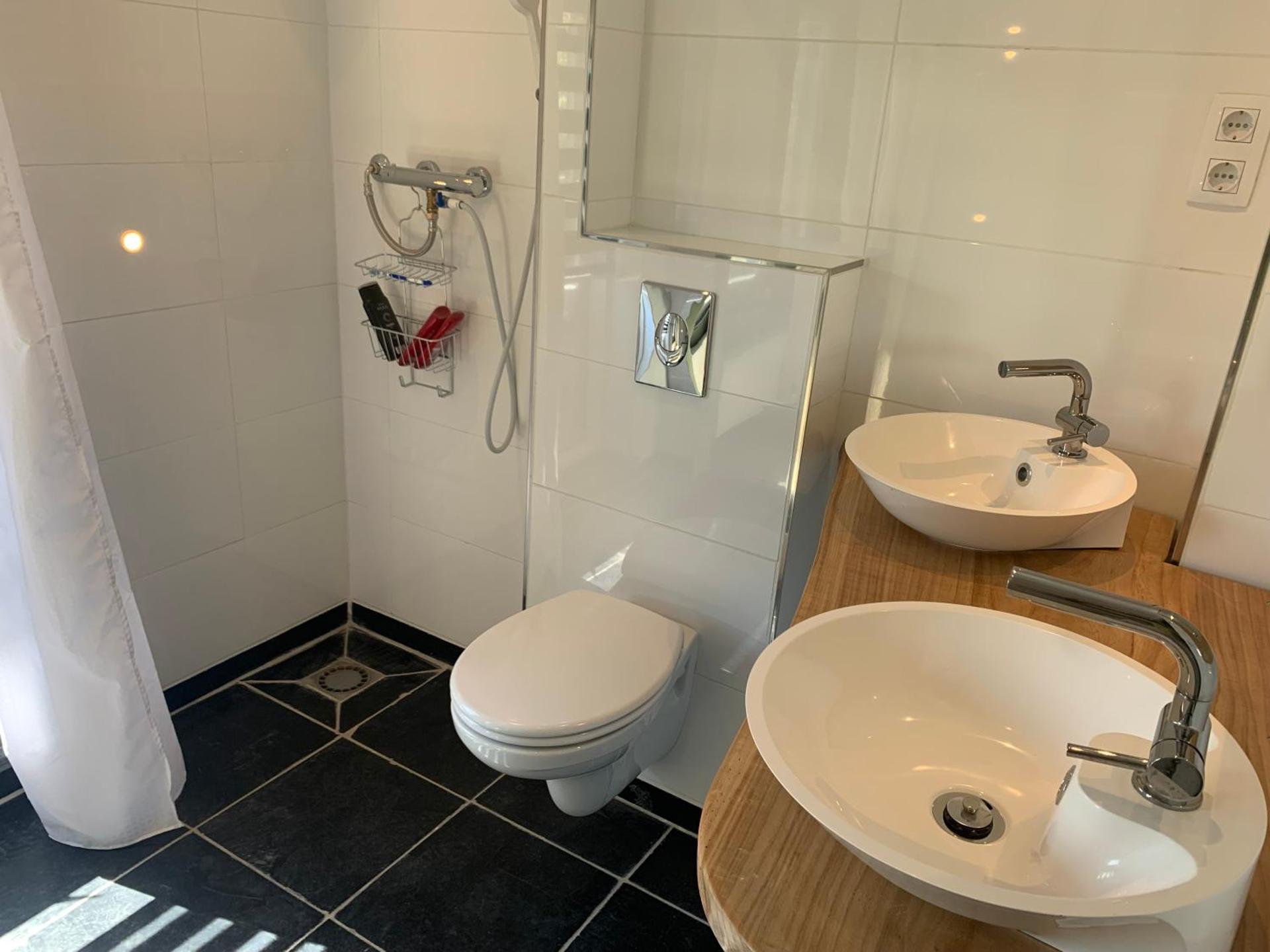 Herenhuis aan het water in centrum Sluis