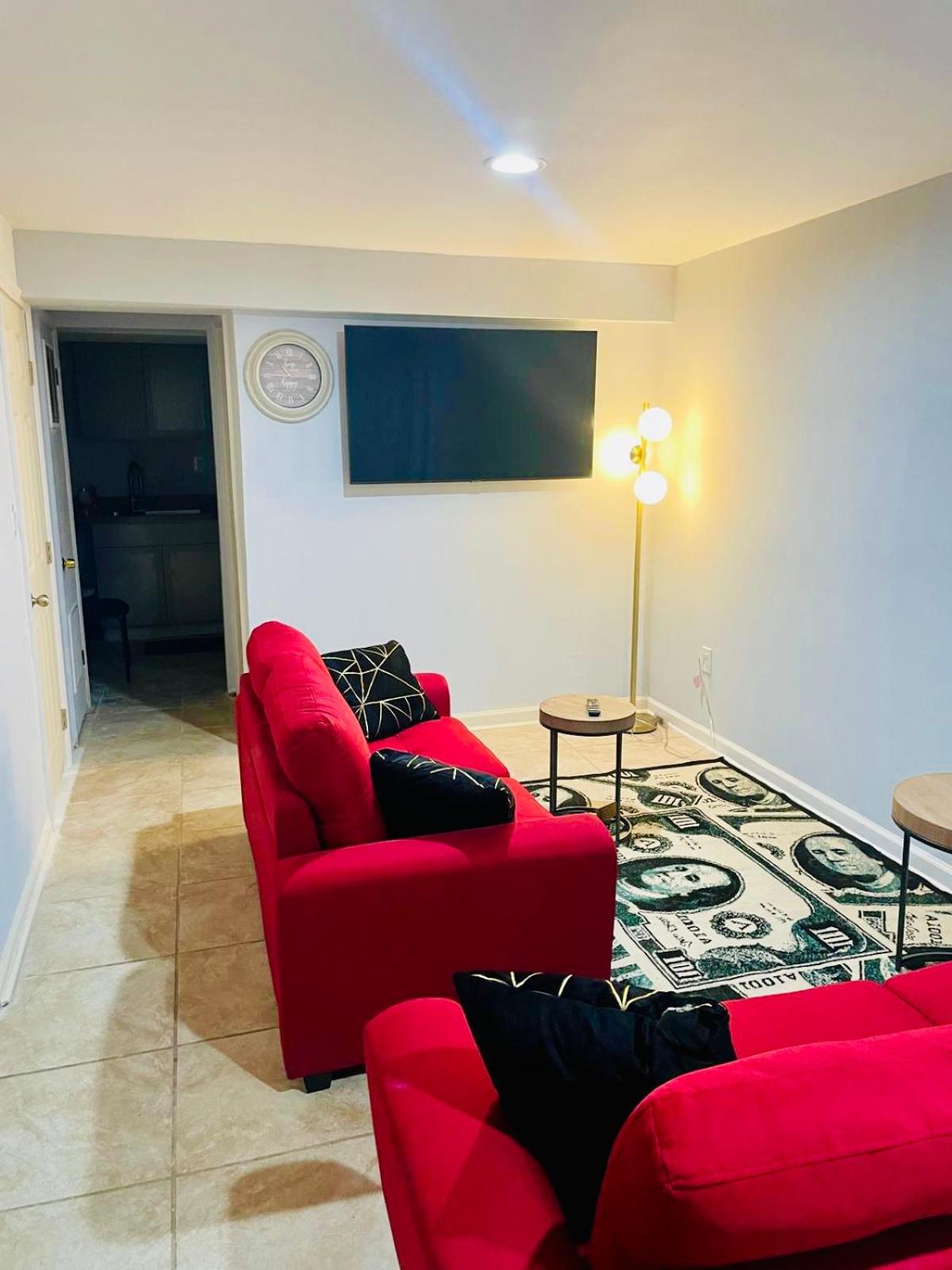 2 Bedroom Lower level Unit 1 & Half Bath Laurel MD #1