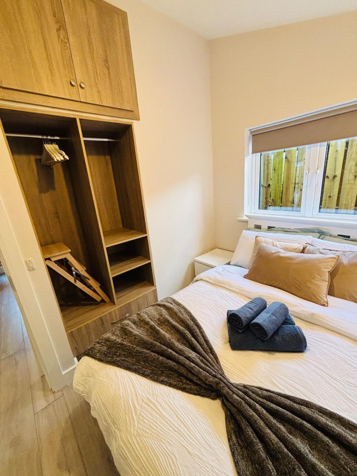 The Lodge - A Home Away From Home, With Private & Secluded Sauna access