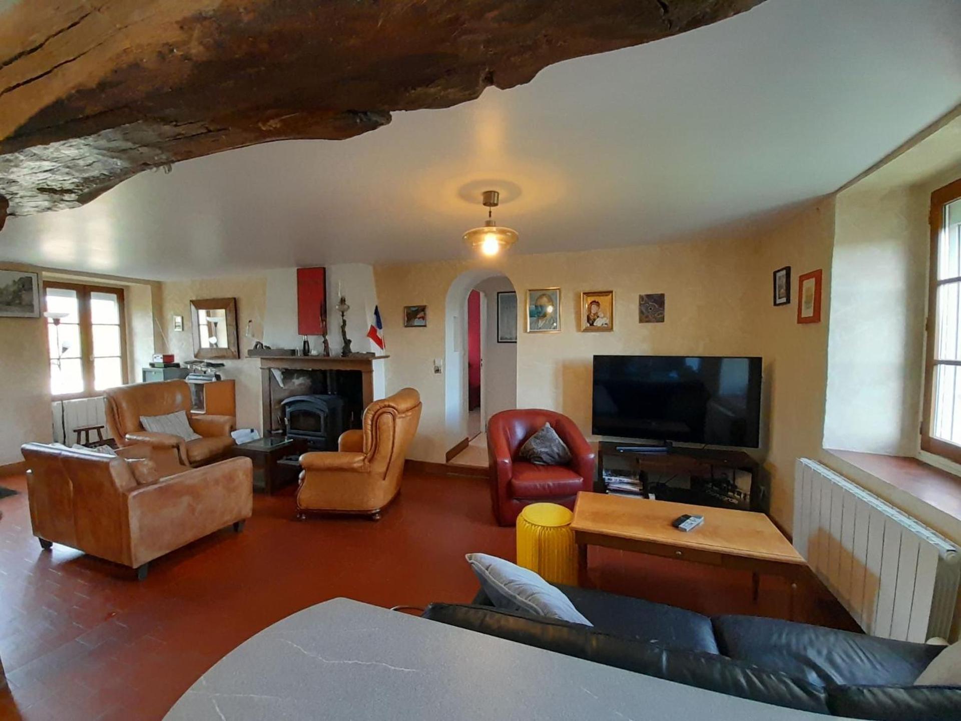 Communal lounge/ TV room