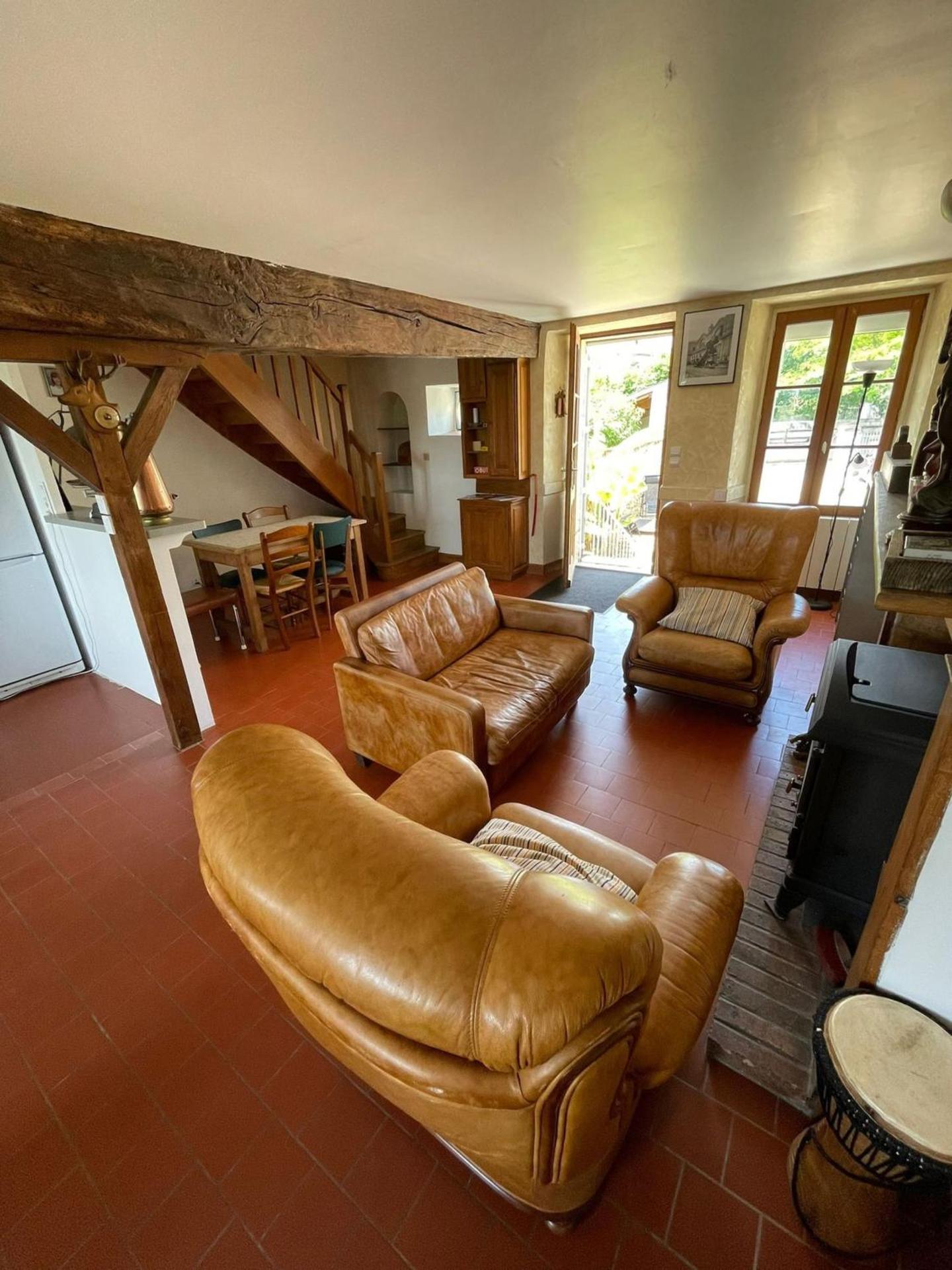 Communal lounge/ TV room