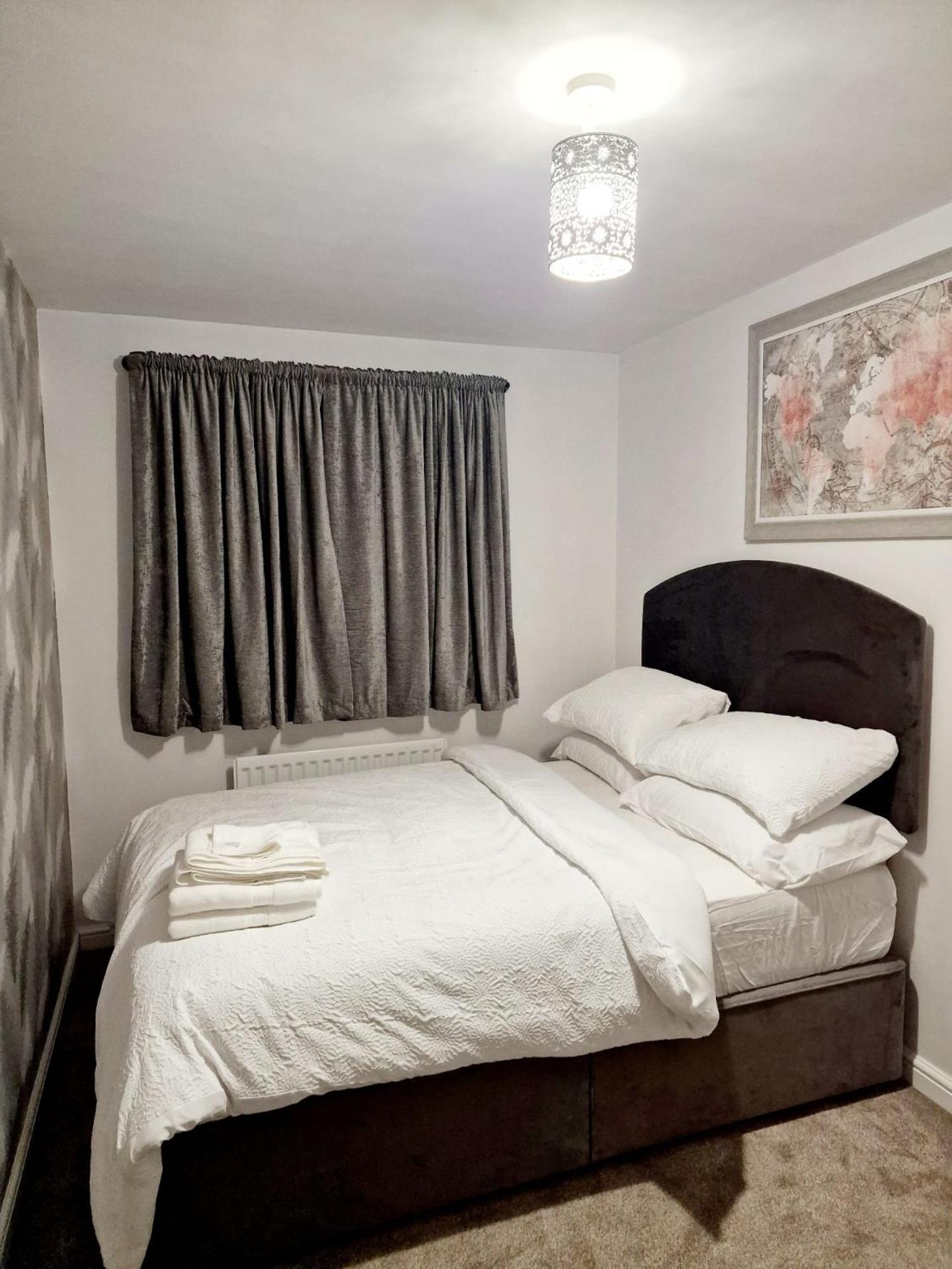 Entire 3 bedroom luxurious house, Wigan , Manchester