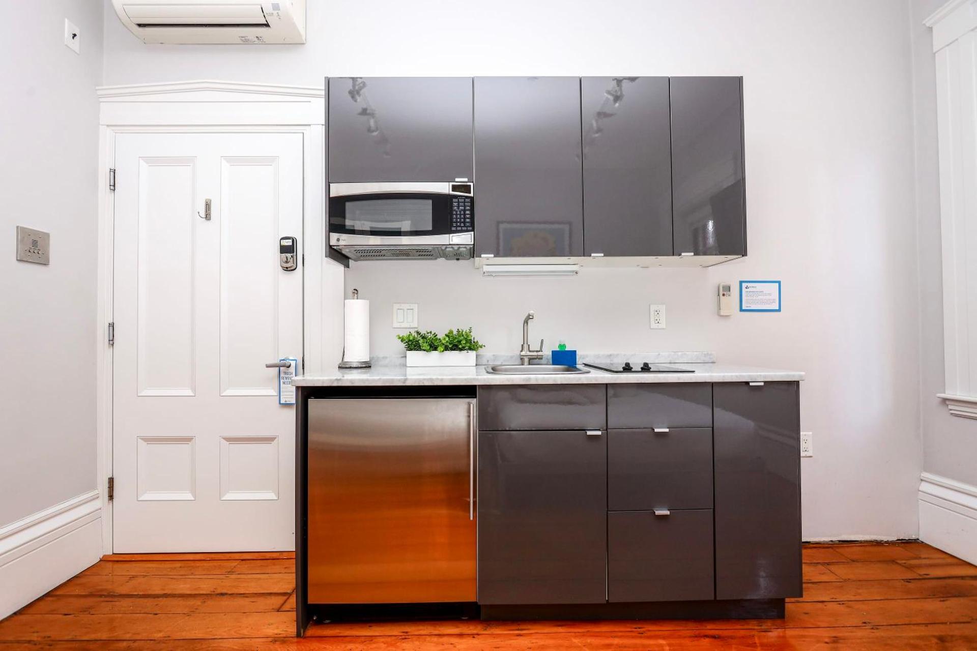 Convenient Beacon Hill Rental by MGH & TD Garden #5