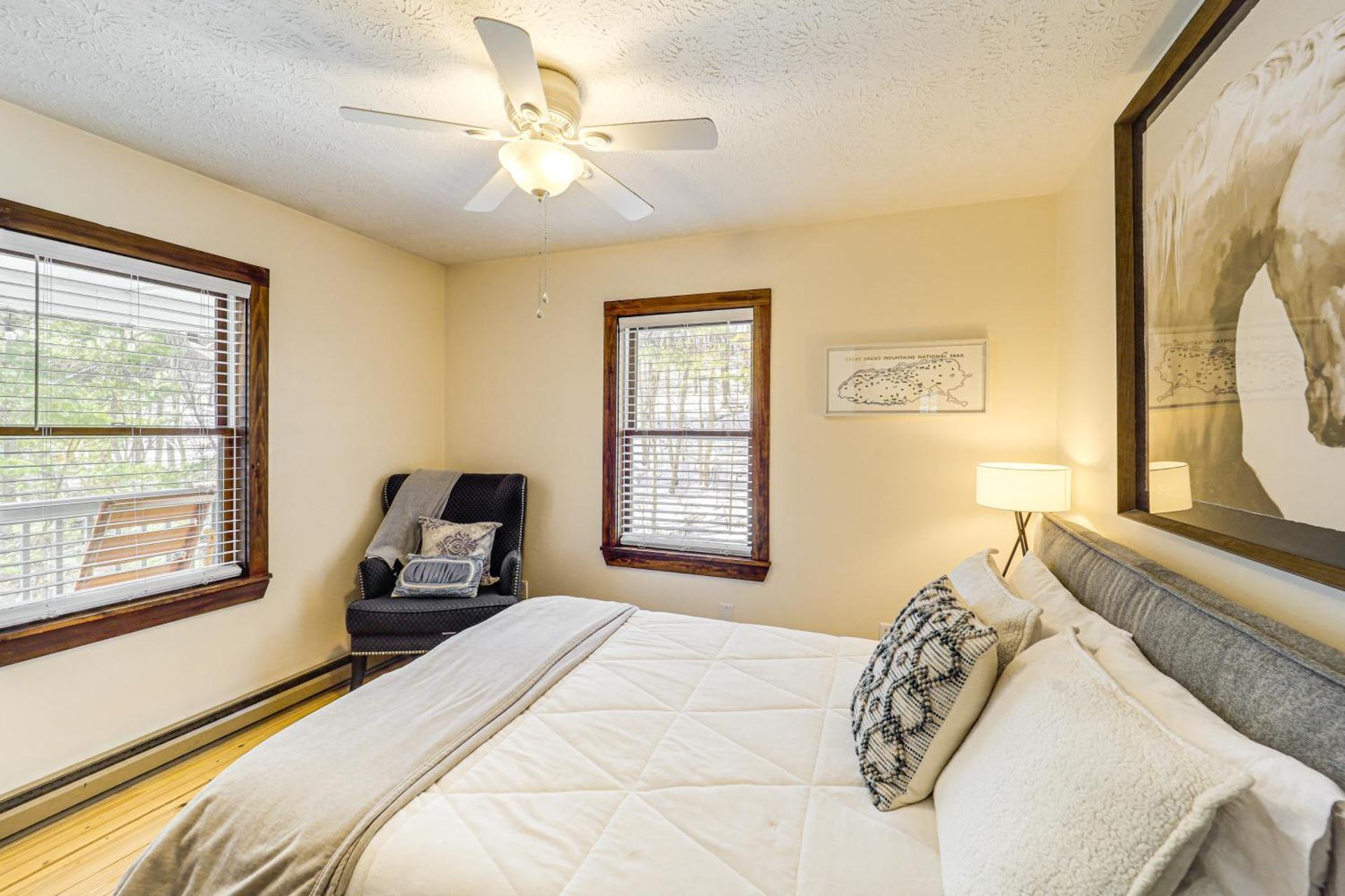 Boone Hideaway with Deck, Grill and Forest Views!