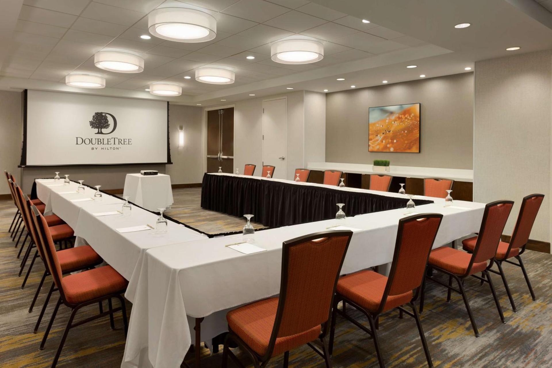 Meeting/conference room